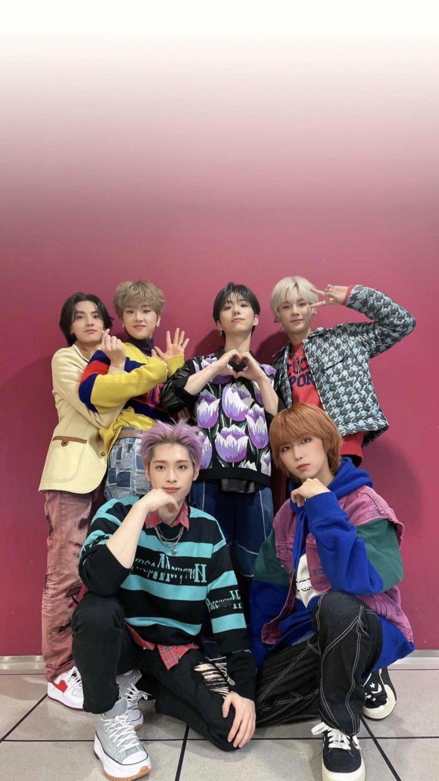 1411x2509 XDINARY HEROES WALLPAPER. Hero