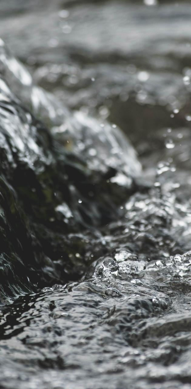 630x1280 Flowing water wallpaper