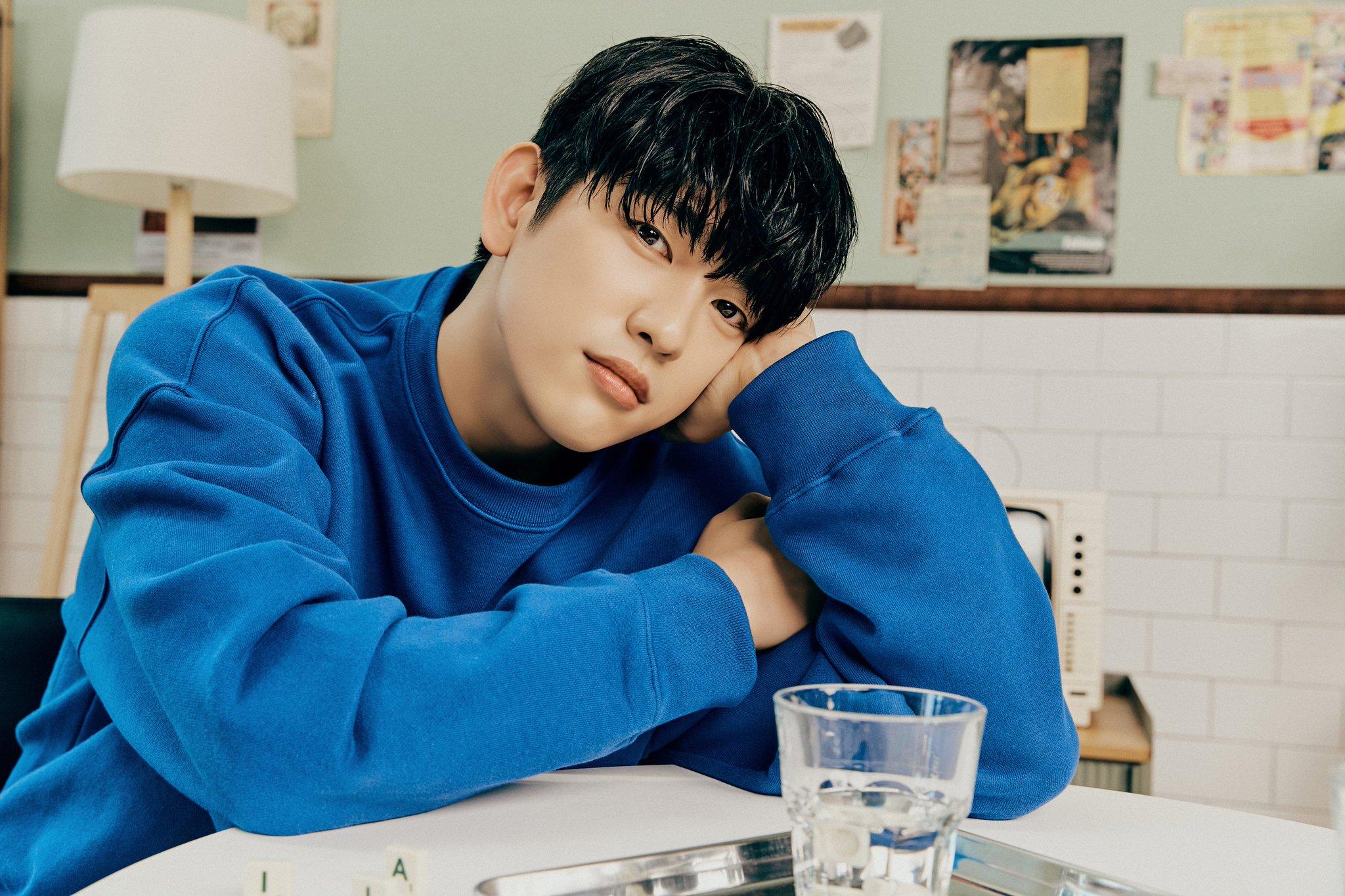 2048x1365 Homecoming' Concept Photo
