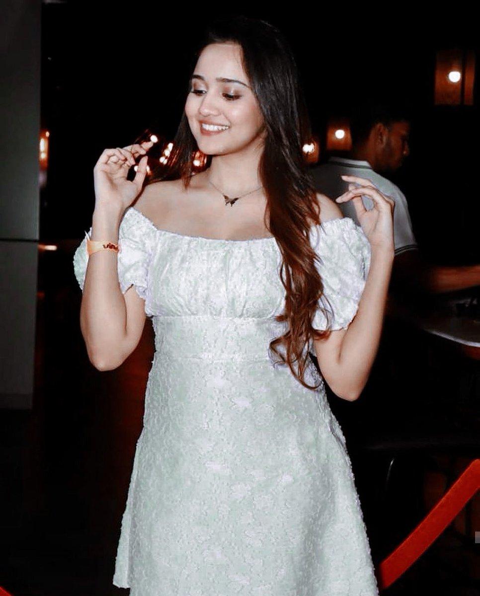 966x1200 Ashi Singh × Aesthetic wallpaper