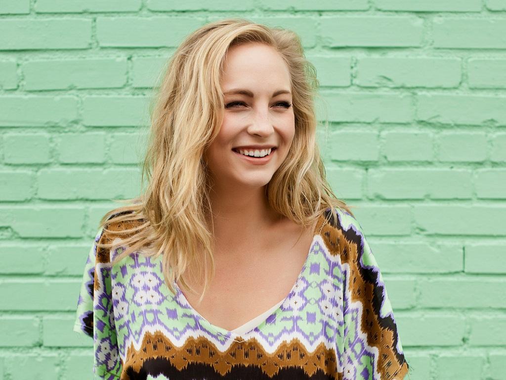 1024x768 Candice Accola Wallpaper 23630053