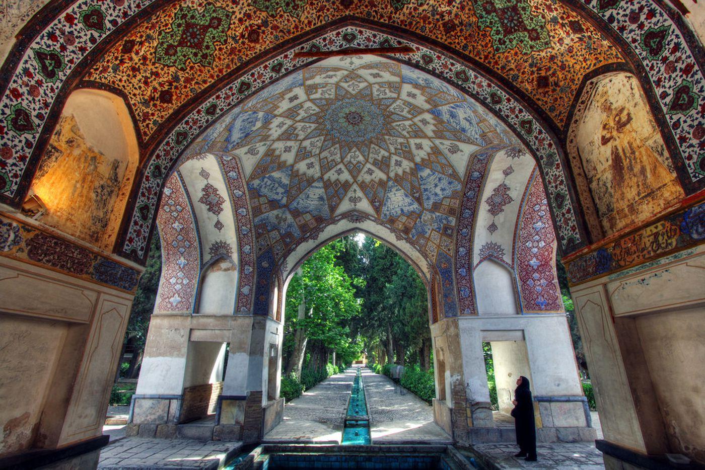 1400x934 Fin Garden located in Kashan, Iran