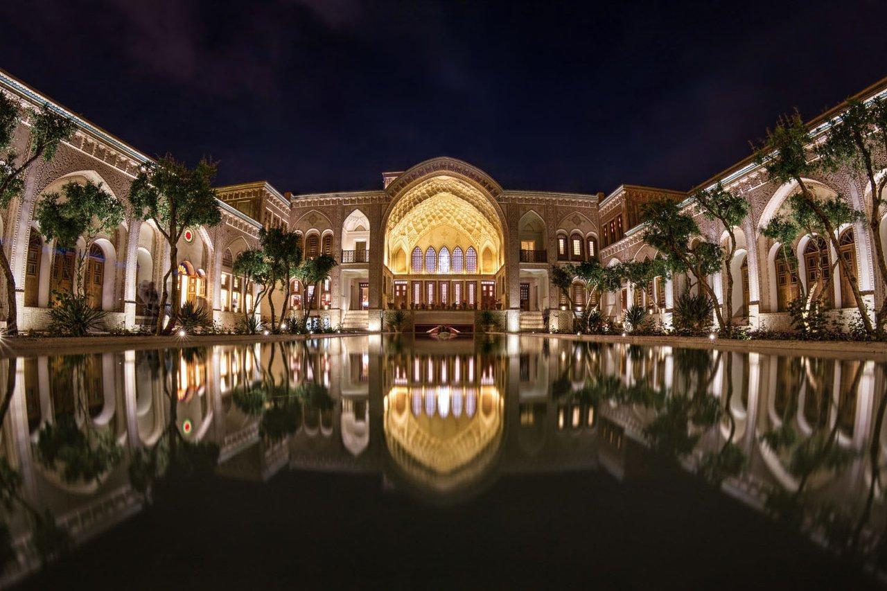1280x853 Cheap Flights to Kashan, Iran KKS