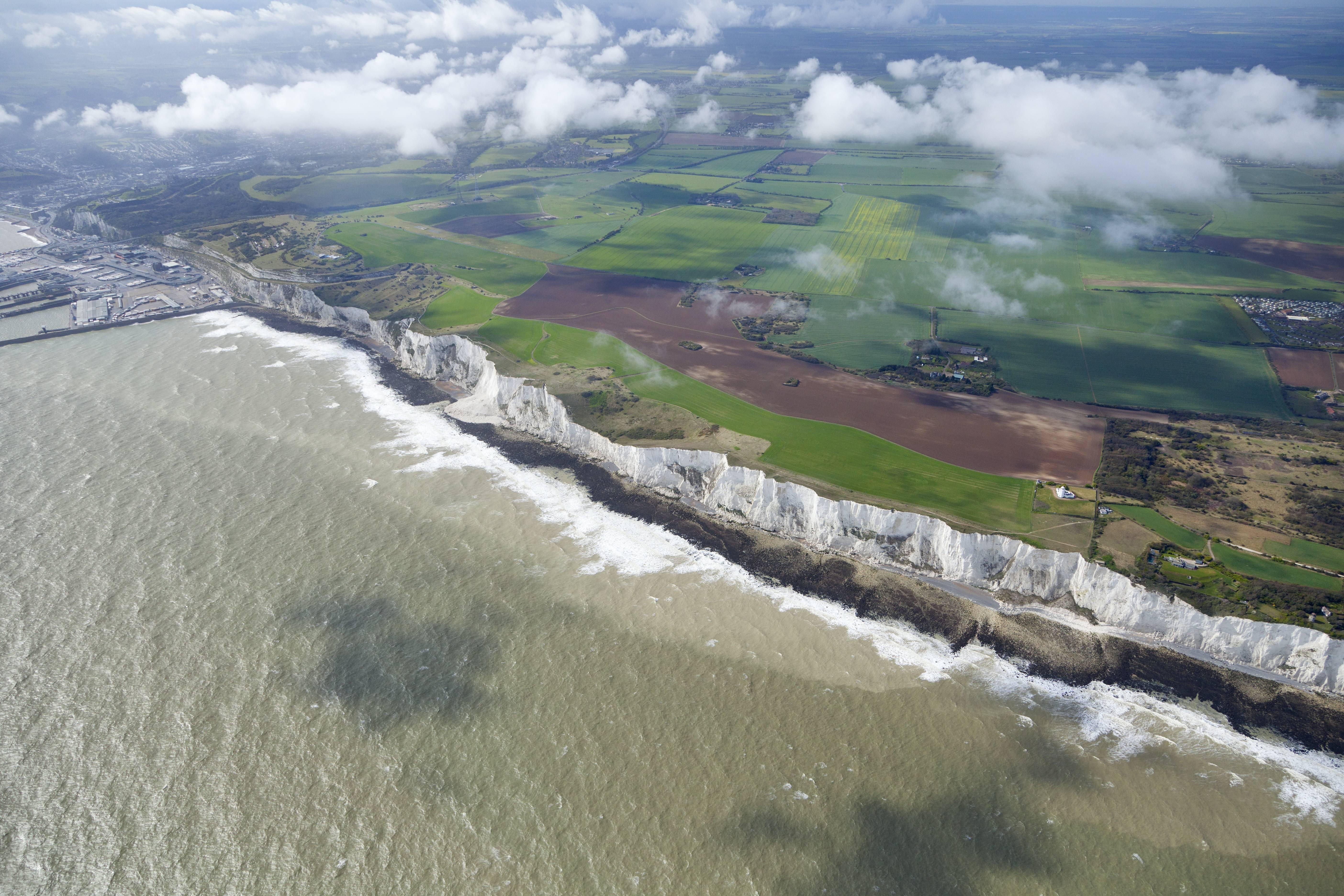 5616x3744 Dover 4K wallpaper for your desktop or