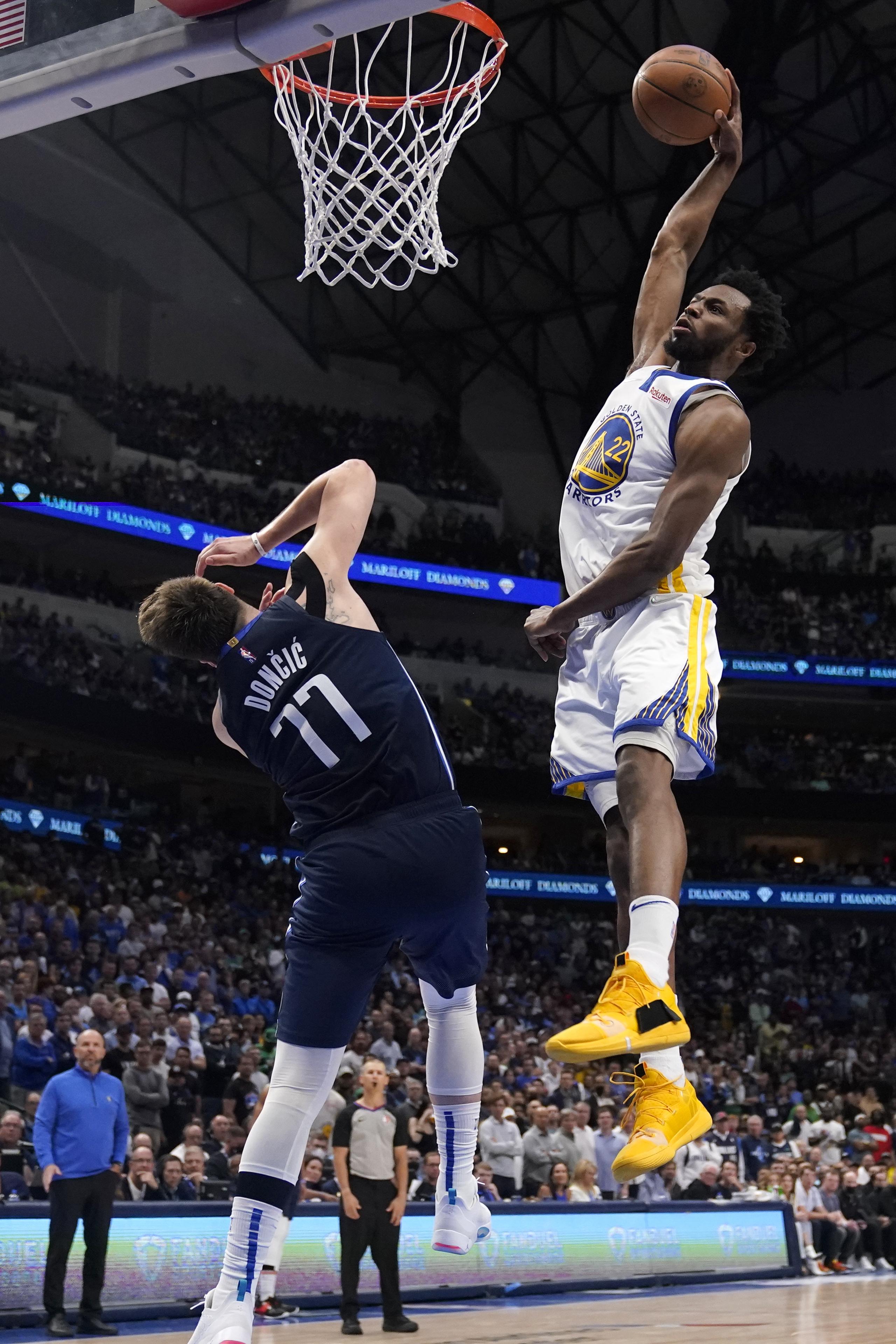 2560x3841 Wiggins, Warriors dunk Mavericks 109