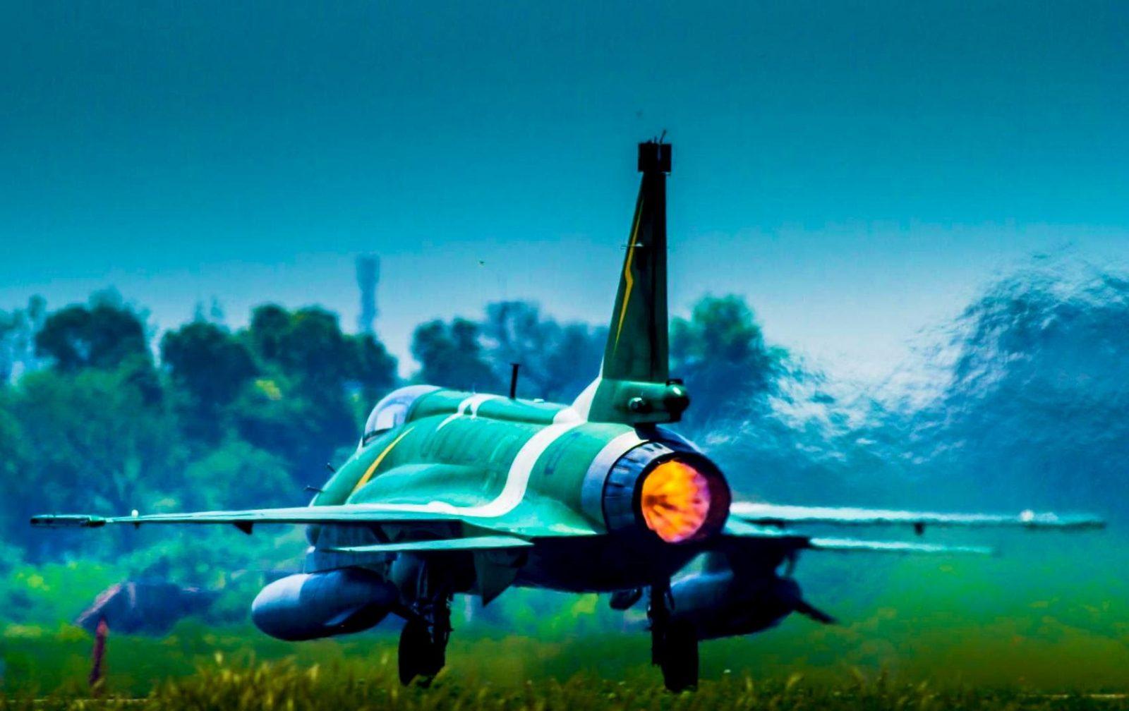 1600x1008 Now and never situation for PAKISTAN AIR FORCE