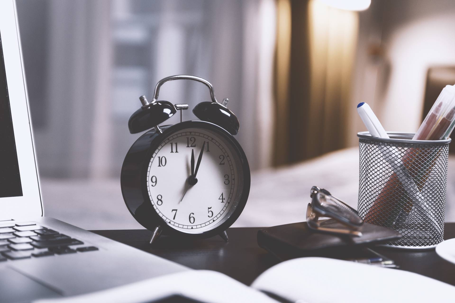 1920x1280 Time Management Tips & Tricks for Students Branding Blog Out In Your Career
