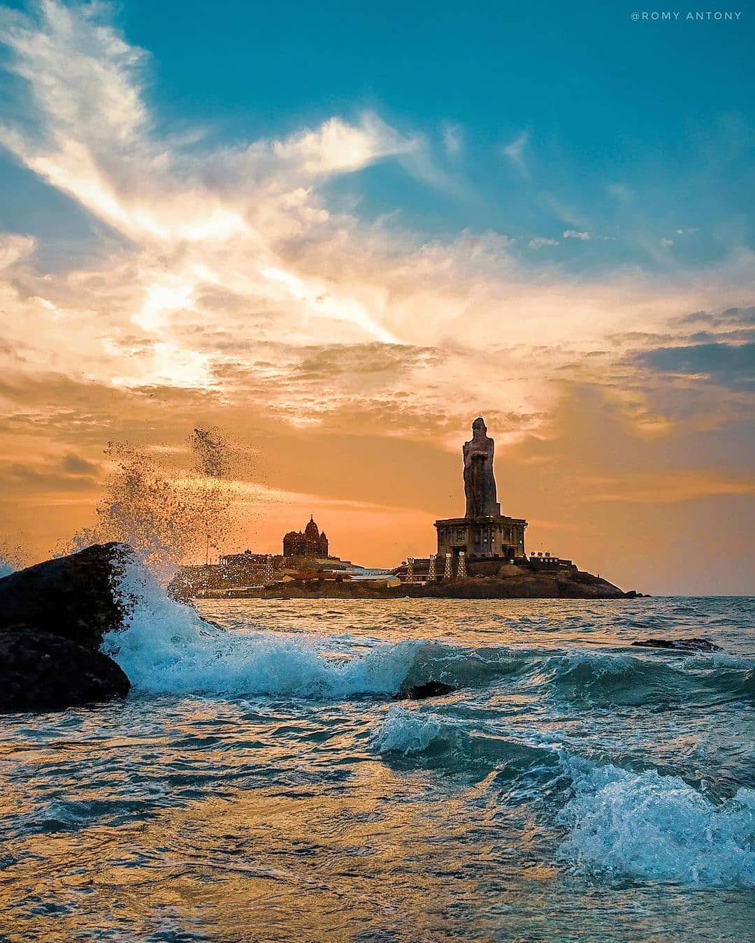 1080x1350 Tamilnadu Tourism Awe Inspiring Thiruvalluvar Statue Erected In The Memory Of Thiruvalluvar, The Author Of The #Tamil Epic Thirukkural Is The Iconic Symbol Of #Kanyakumari. What's Your #weekendtrip To #Tamilnadu