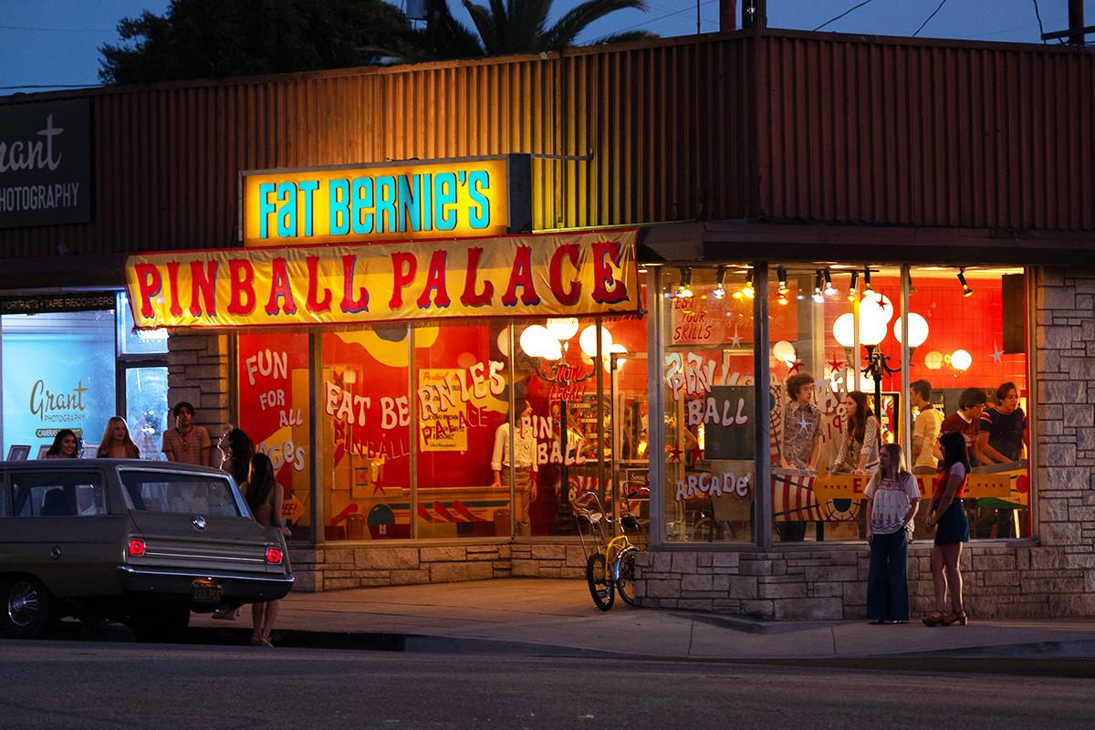 1200x800 Production Designer Florencia Martin SDSA And Decorator Ryan Watson SDSA Re Create A Warm Homage To Growing Up In The '70s SVF Per Director Paul Thomas Anderson's Memories