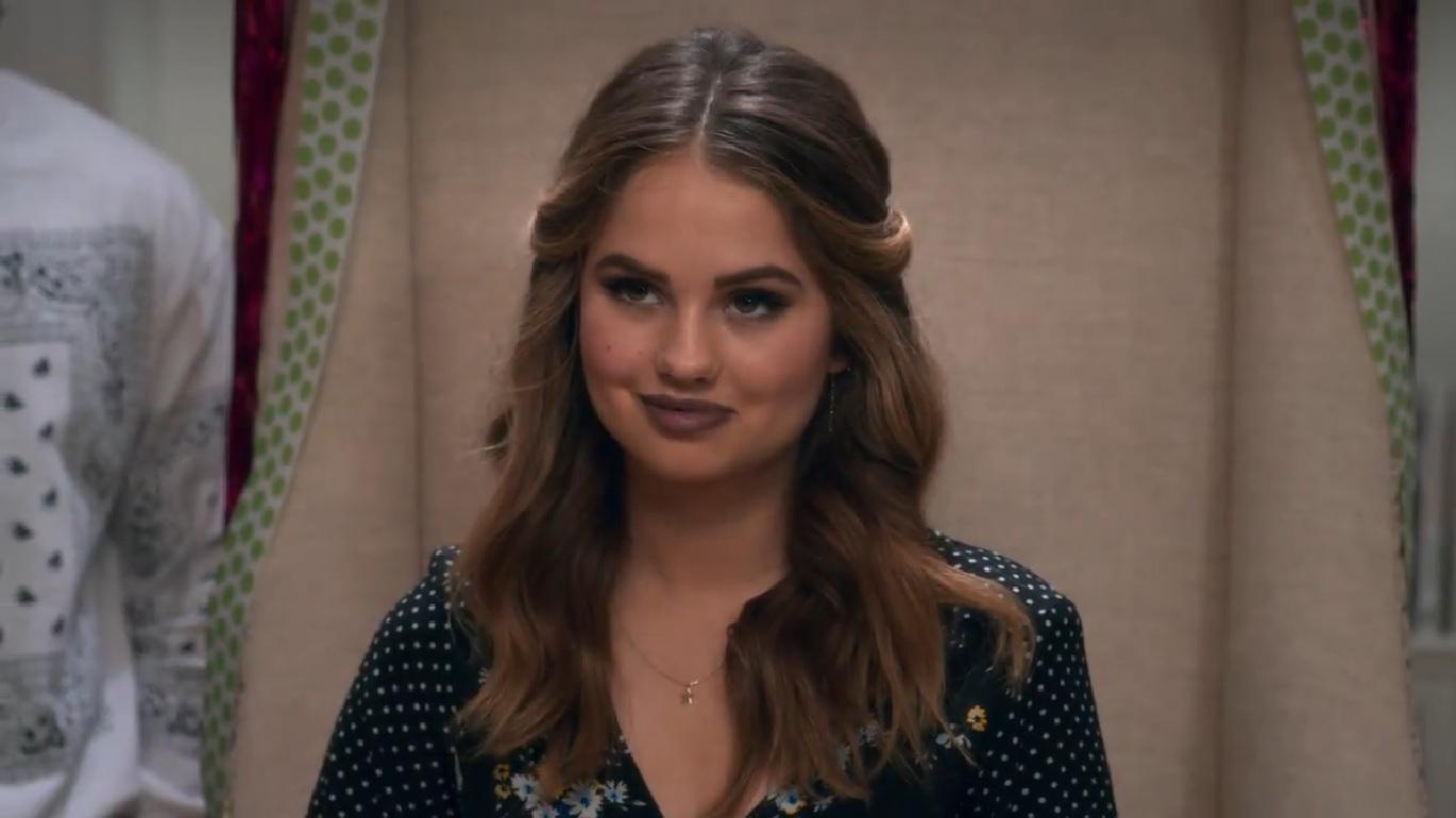 1366x768 Insatiable Banana Heart Banana (TV Episode 2018)