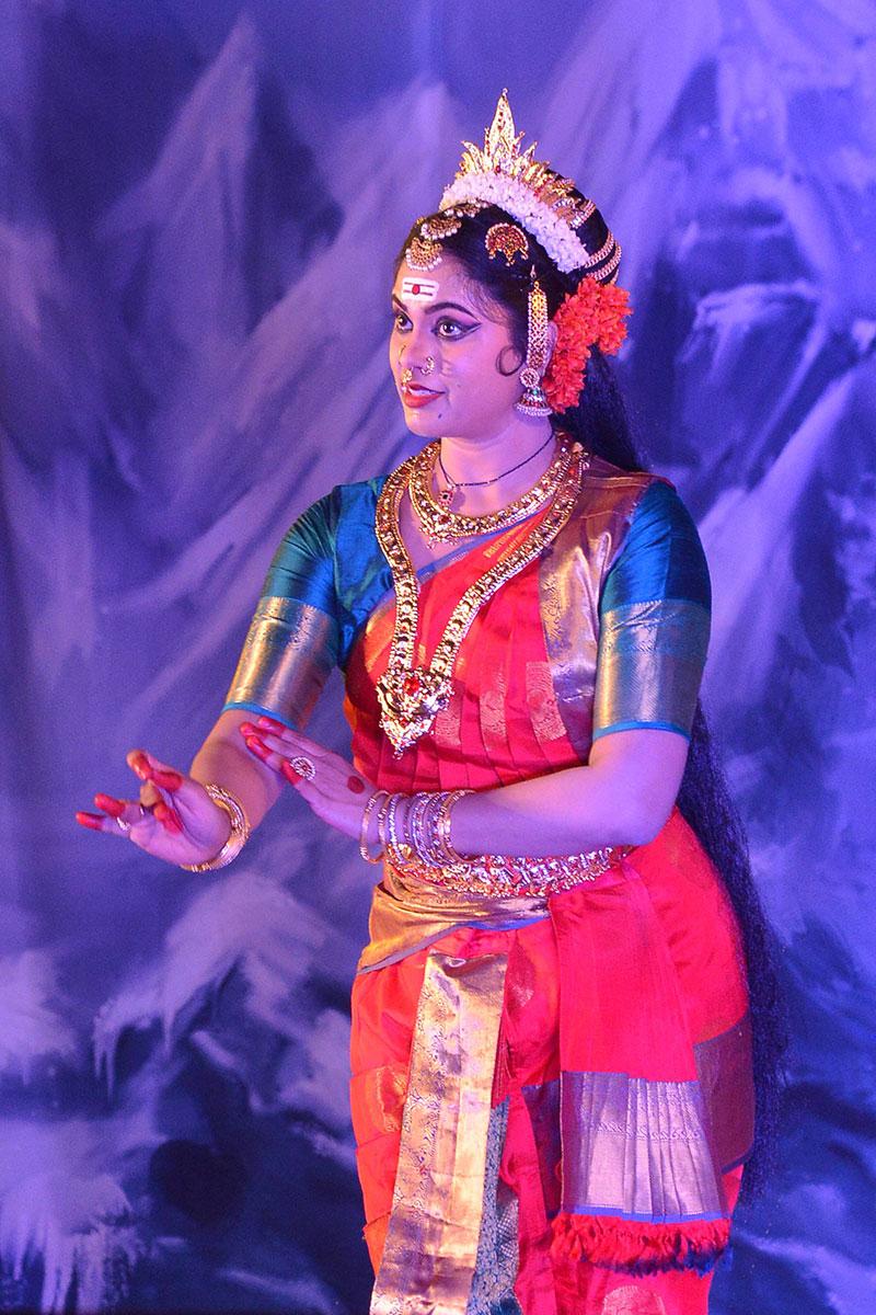 800x1200 Kuchipudi Dance Ballet