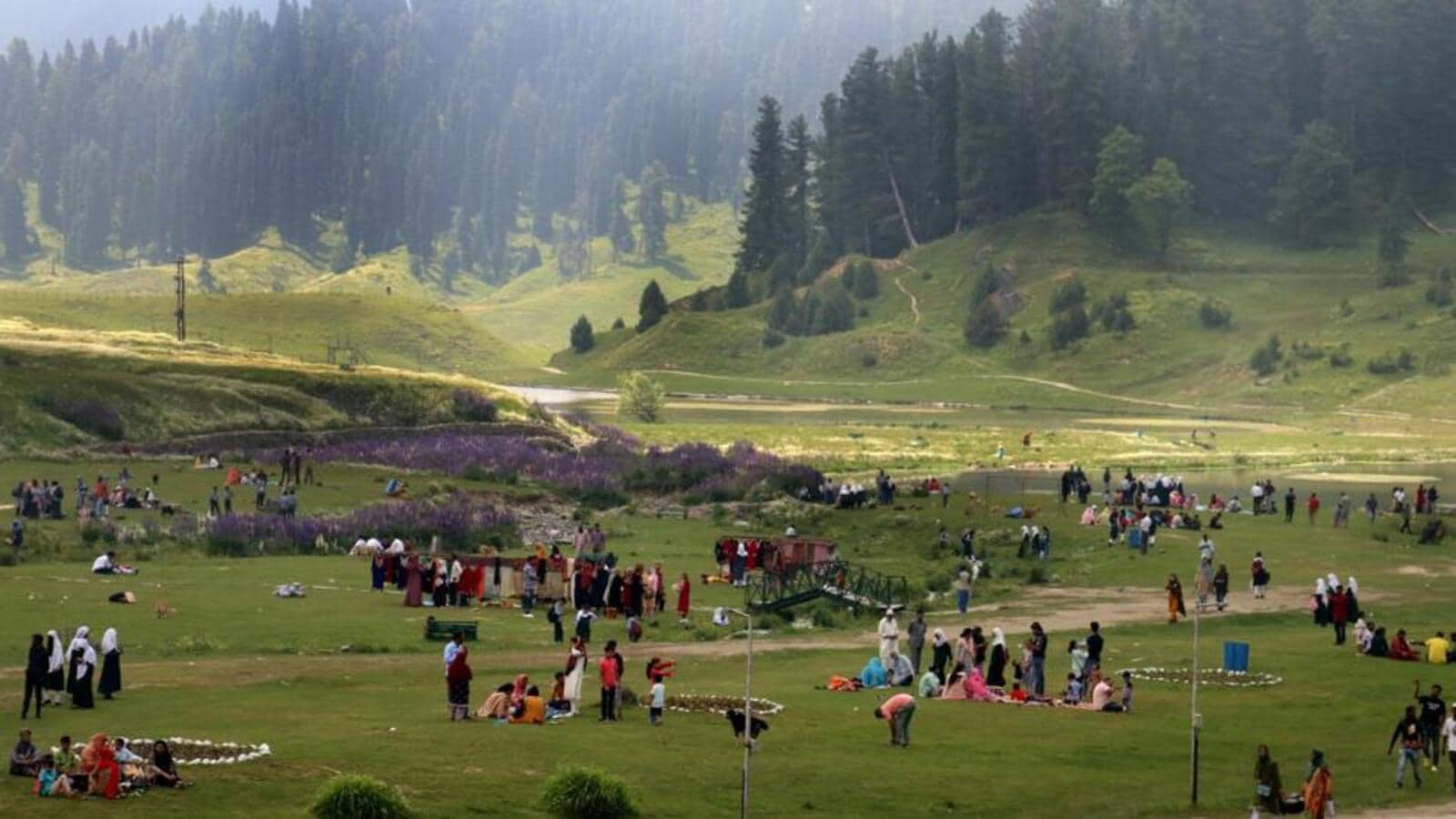 1600x900 After Winter Tourism High In Gulmarg, Can Spring Be Far Behind?