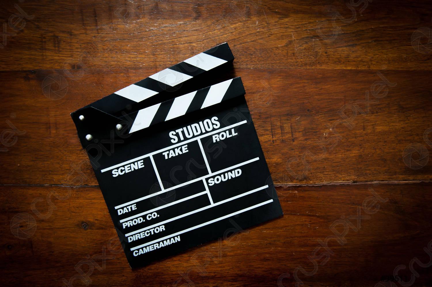 1500x998 Movie clapper board on wood