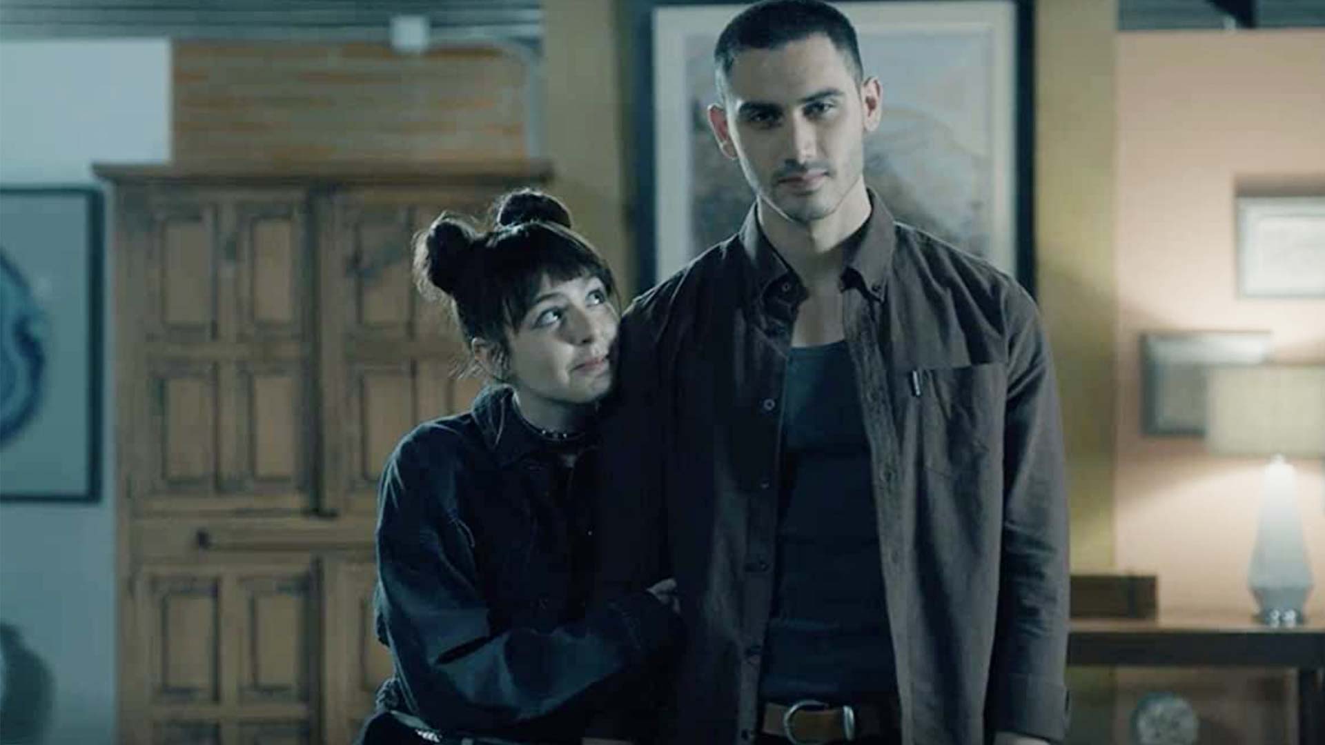 1920x1080 Take style lessons from Dark Desire on Netflix for a sleek shirt look this season