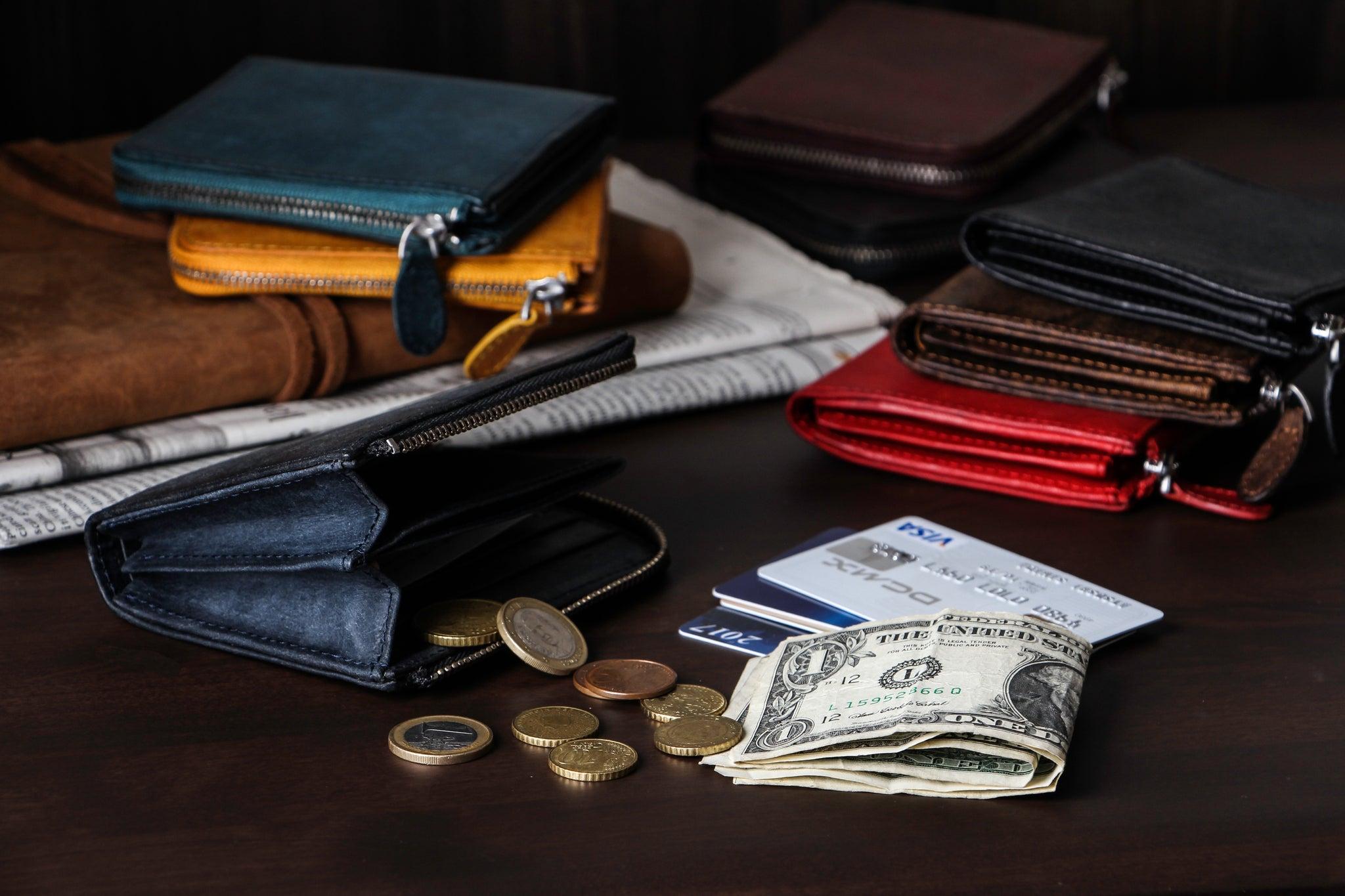 2048x1365 Boosters Italian leather short zip wallet