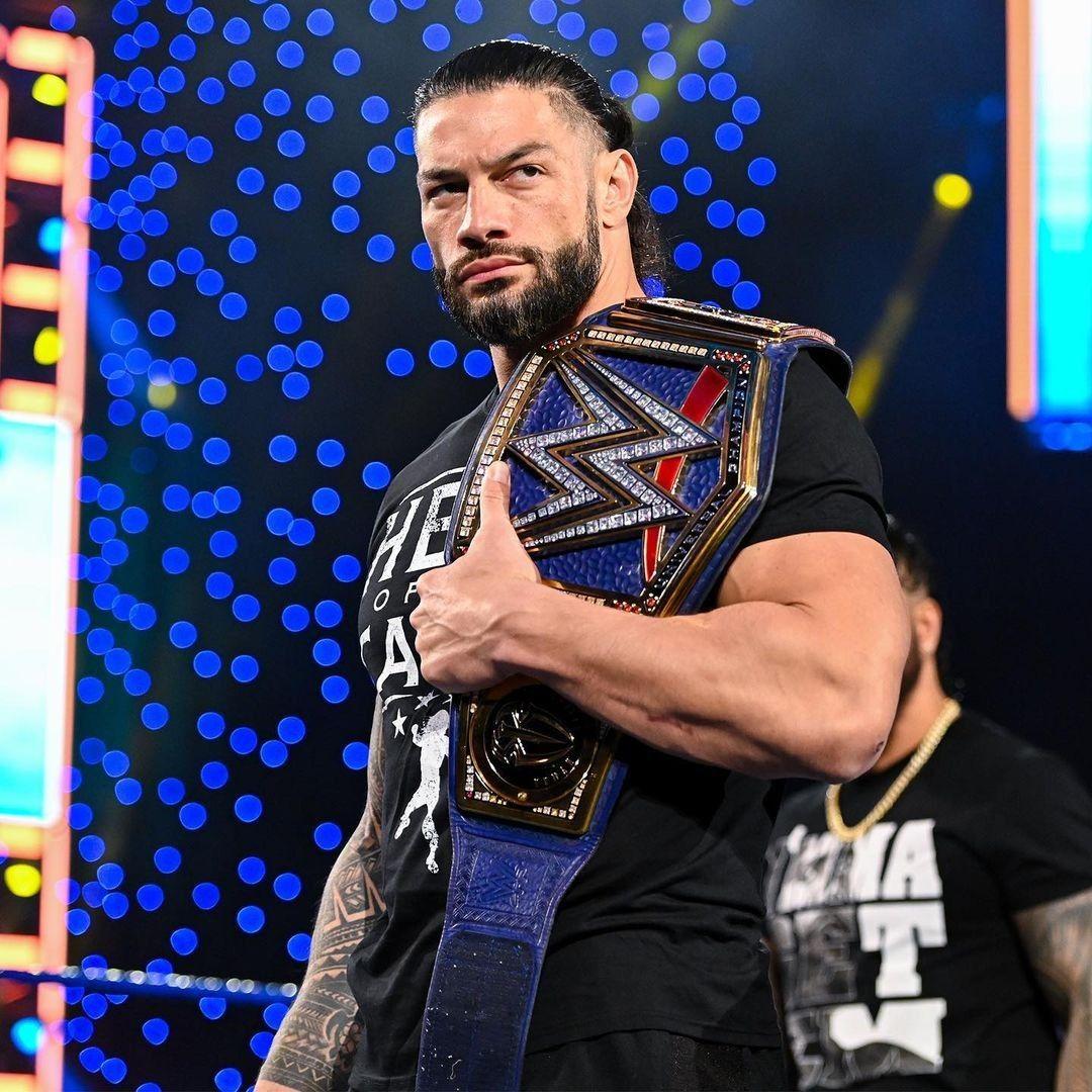 1080x1080 Roman Reigns Head Of The Table Wallpaper