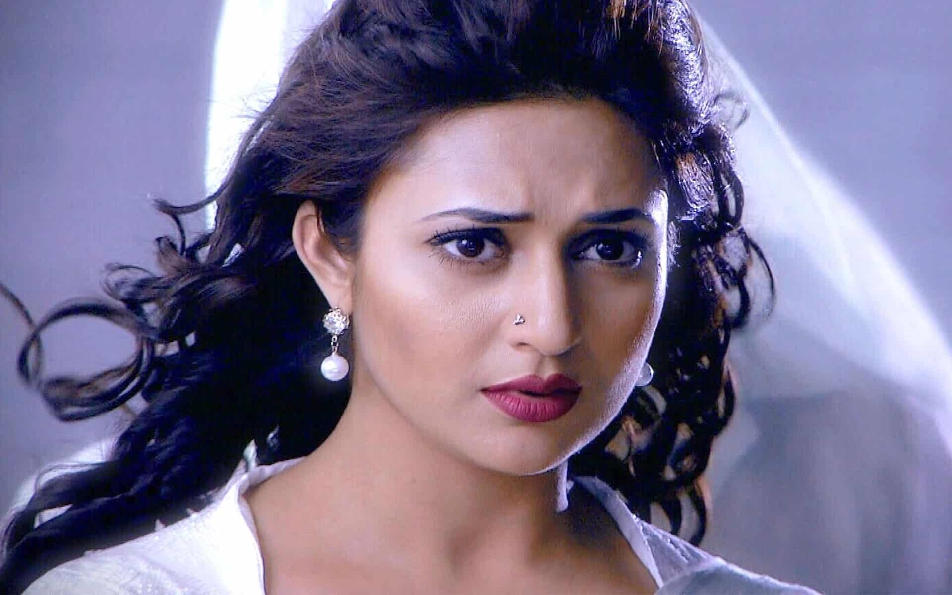 1920x1200 Divyanka Tripathi Dahiya not leaving 'Yeh Hai Mohabbatein'