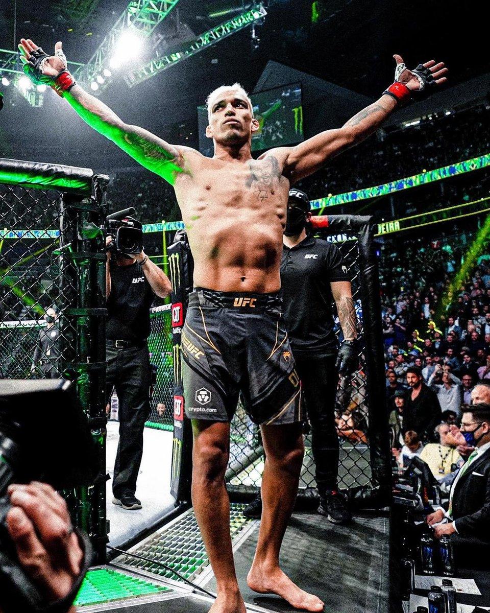 960x1200 Charles Oliveira Fan