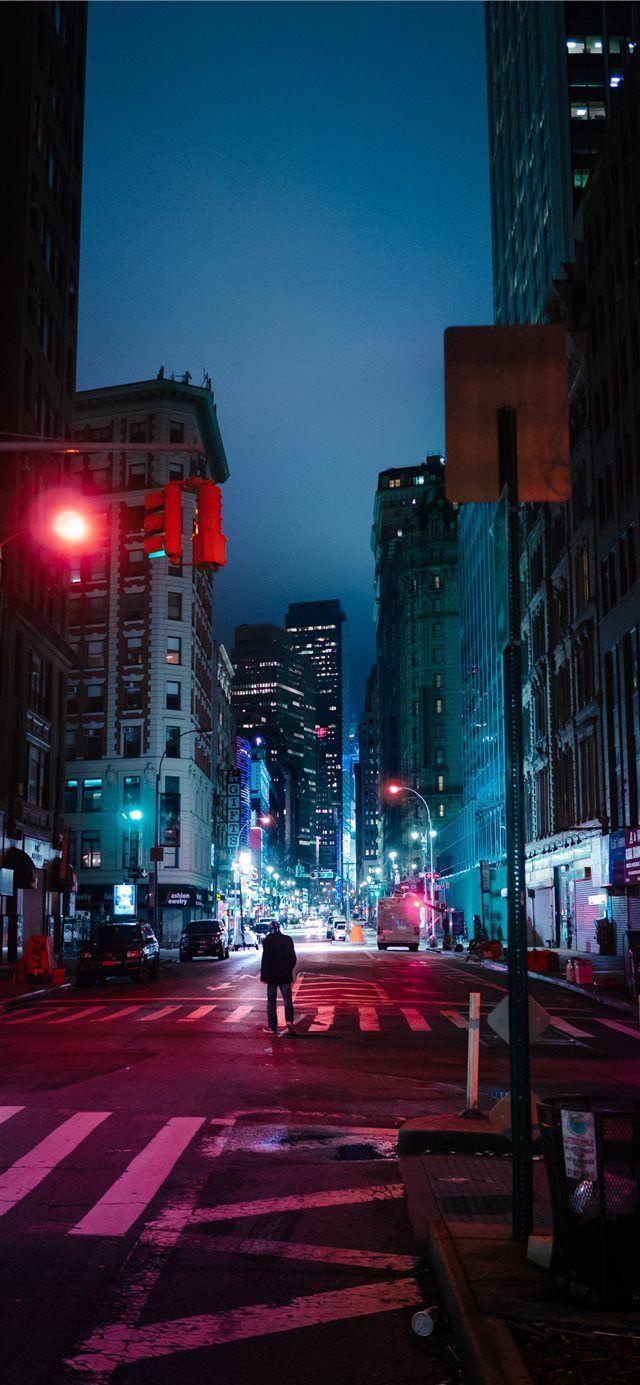 640x1385 West 30th Street New York United States iPhone X Wallpaper Download