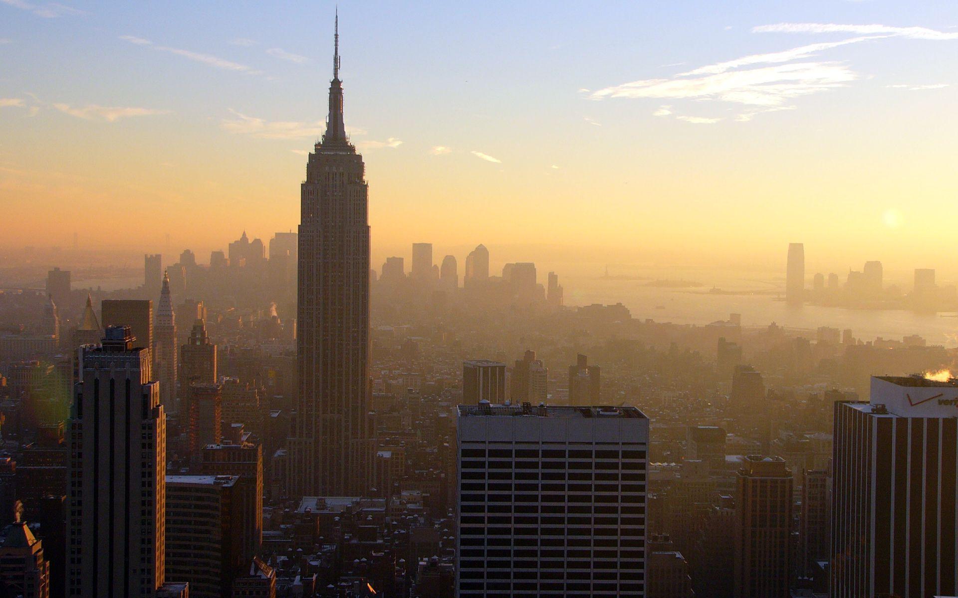 1920x1200 Winter in Manhattan, New York City, USA widescreen wallpaper. Wide