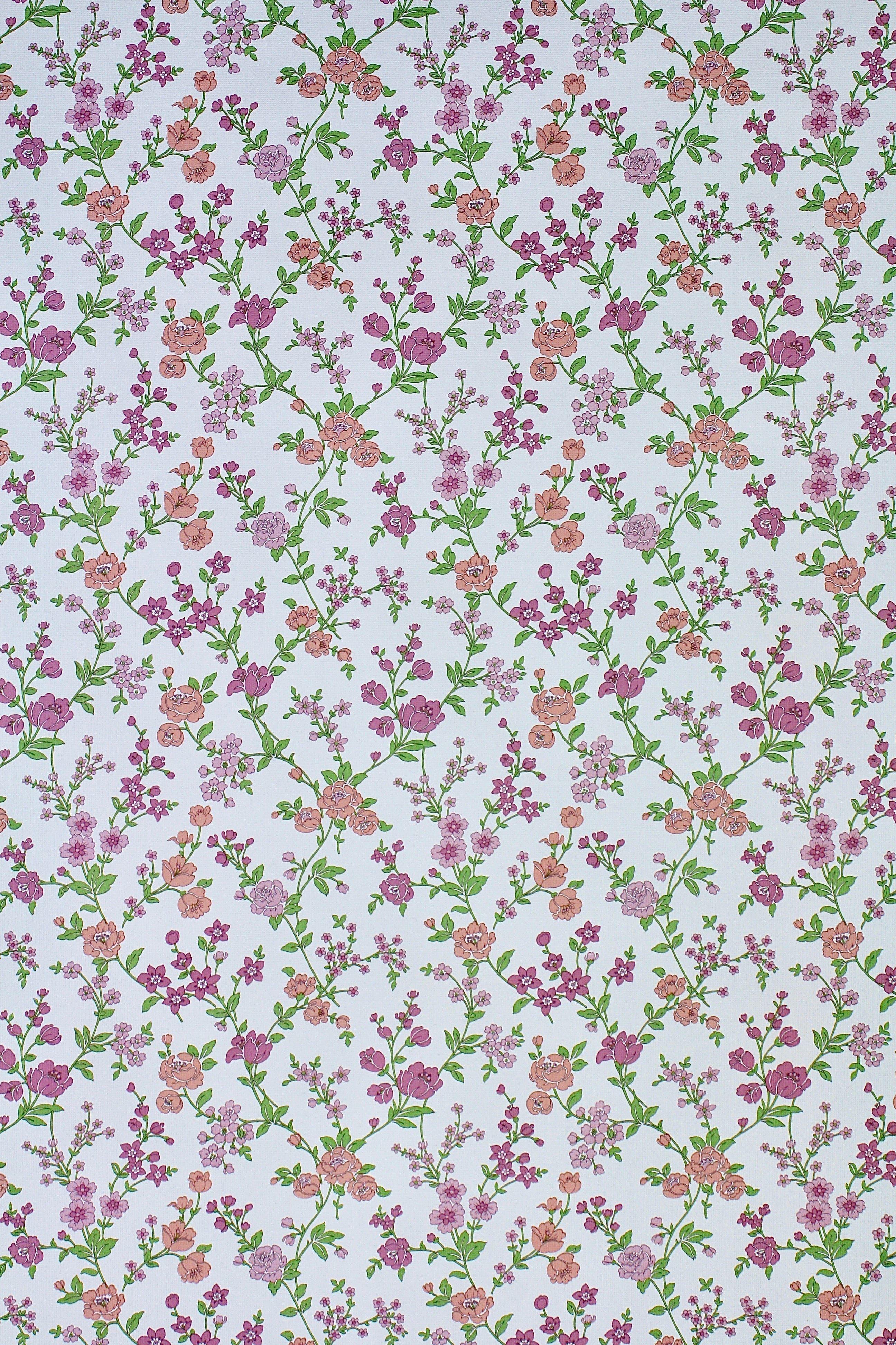 2592x3888 Brandy Melville Wallpaper