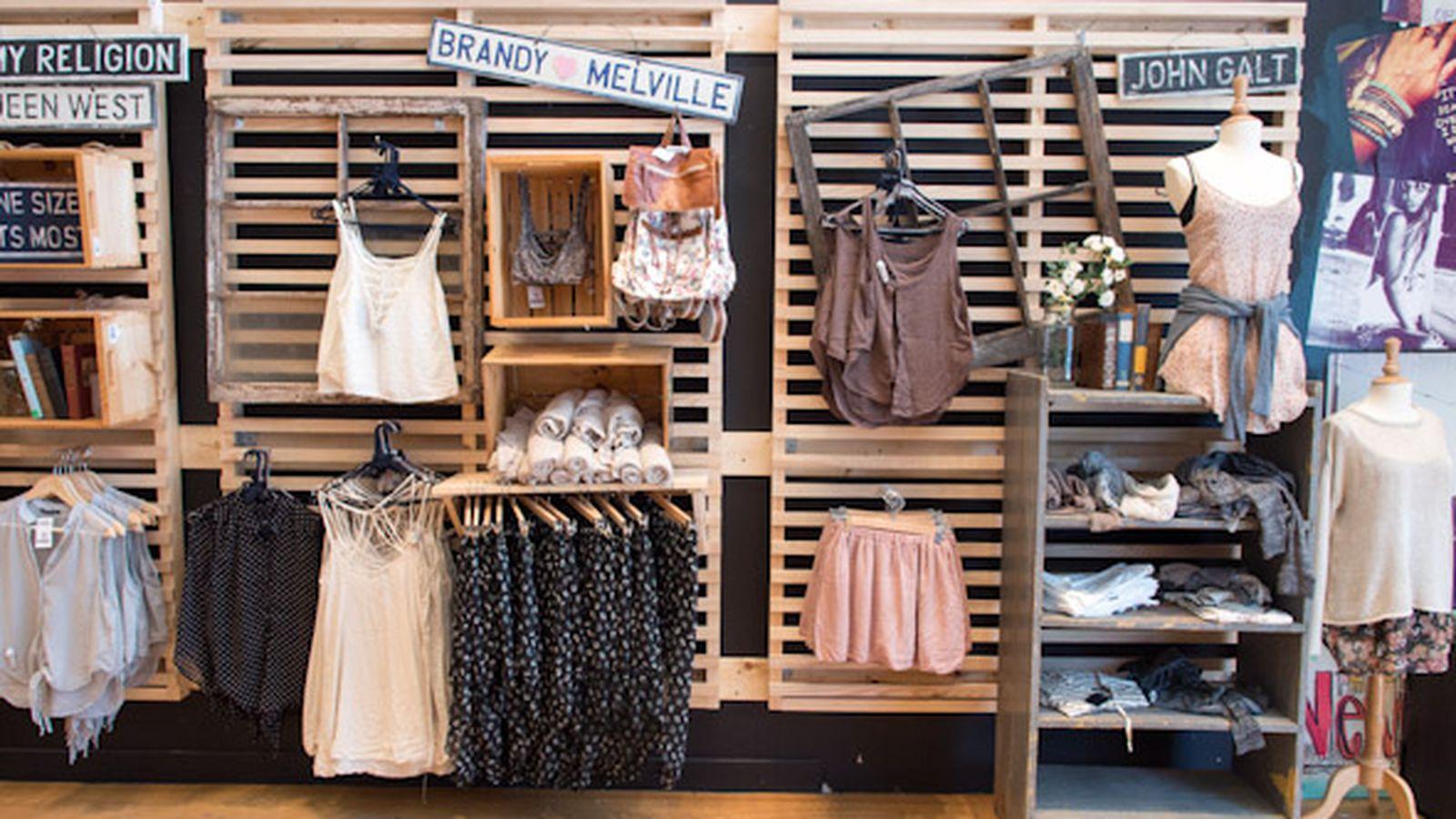 1600x900 OMG: Brandy Melville Is Opening at The Grove Next Month