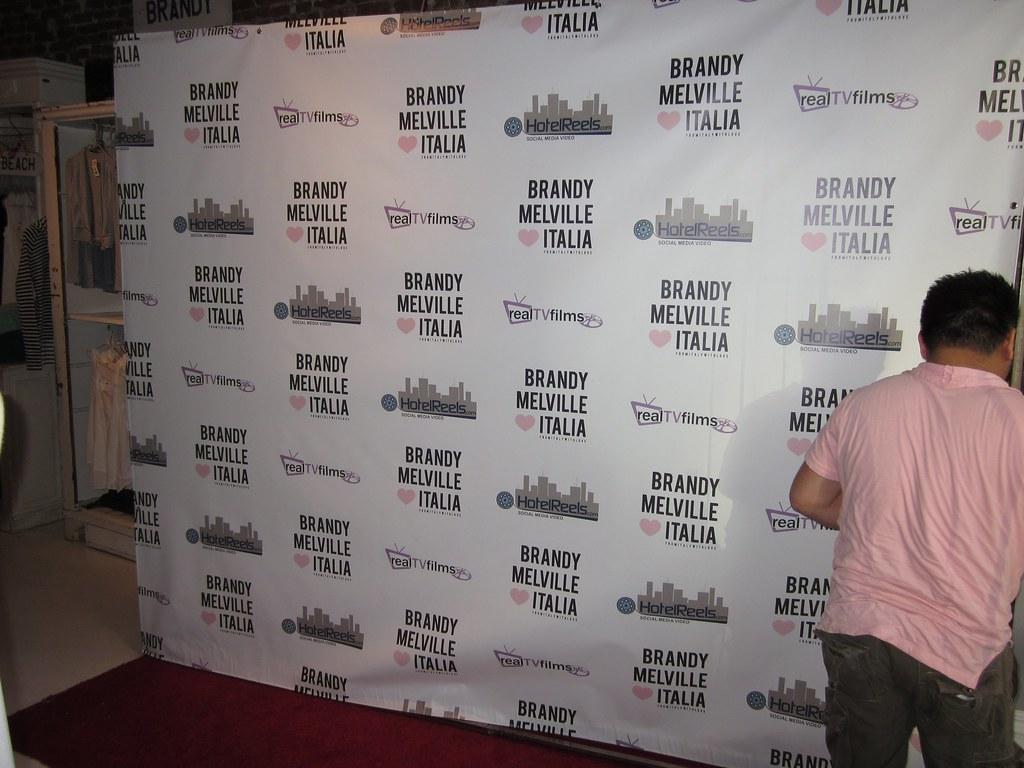 1024x768 Brandy Melville, Grand Opening, Santa Monica 3rd Street Pro