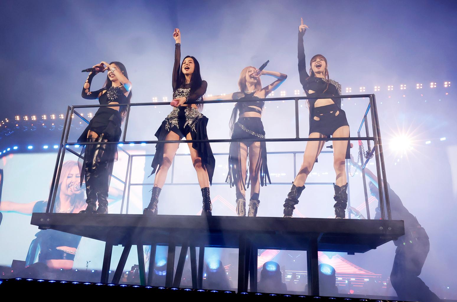1548x1024 BLACKPINK Make History With Headlining Set at Coachella 2023