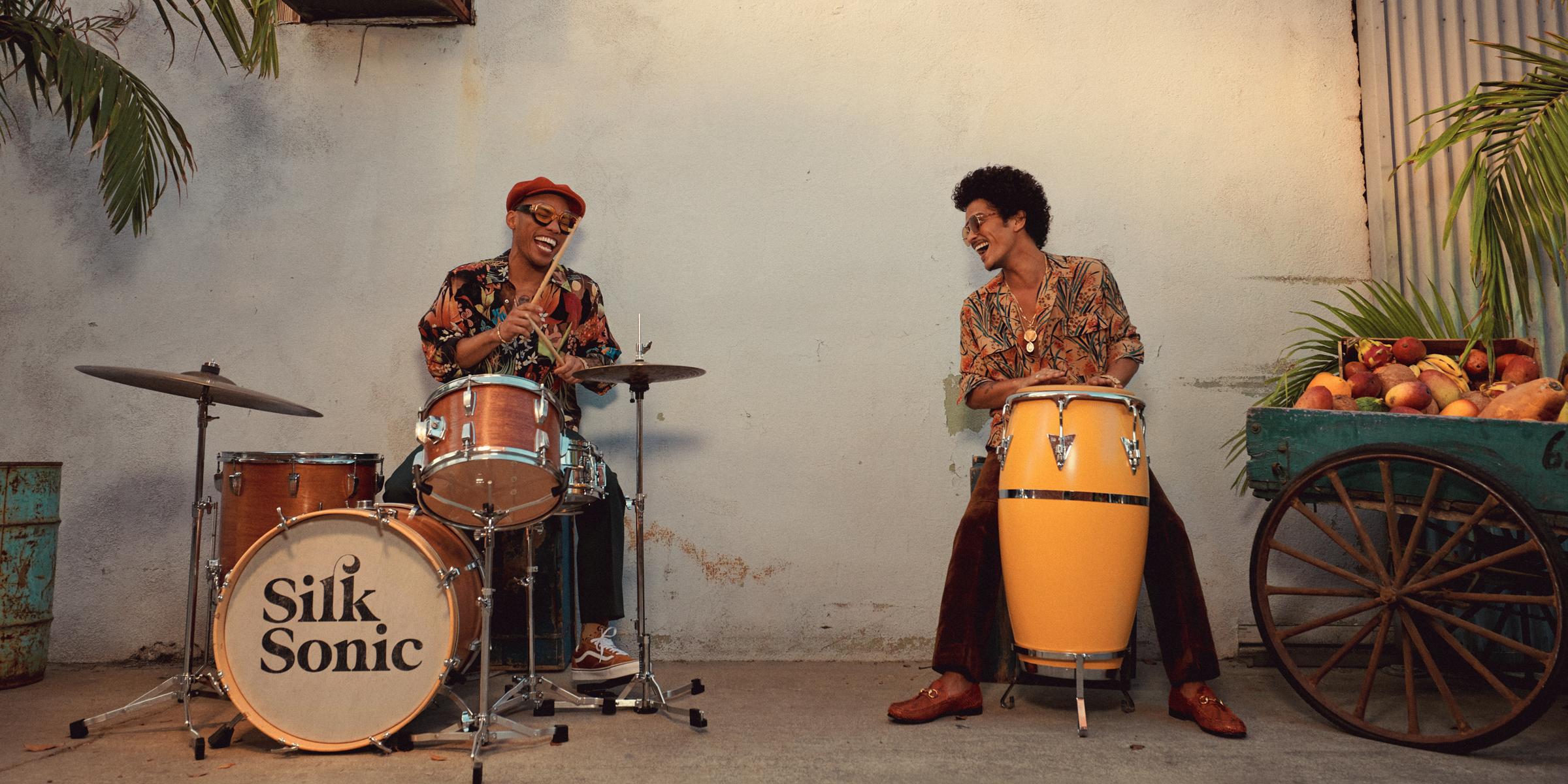 2400x1200 Bruno Mars, Anderson Paak on Silk Sonic Album, Their Friendship