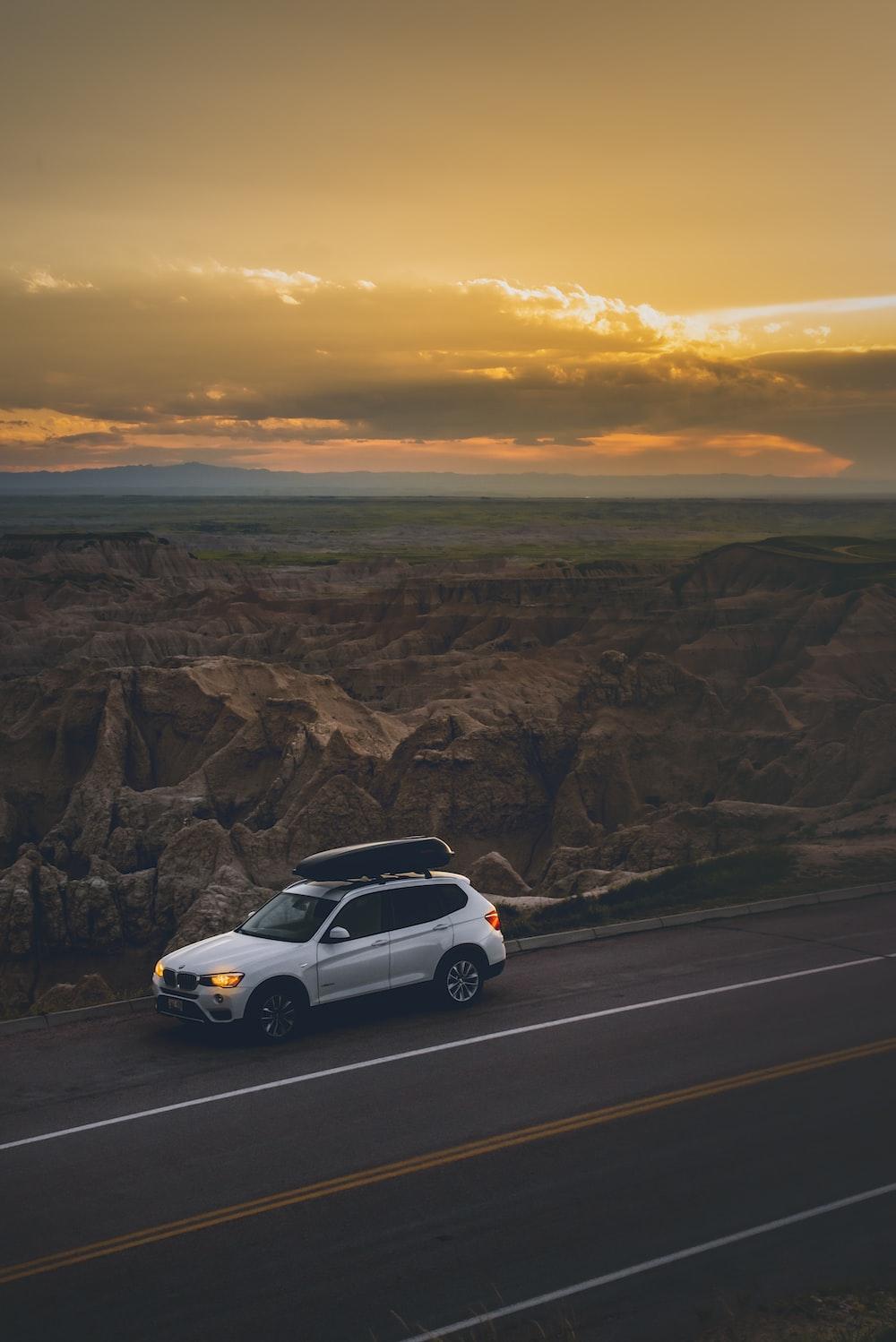 1000x1498 Car Road Picture [HD]. Download Free Image