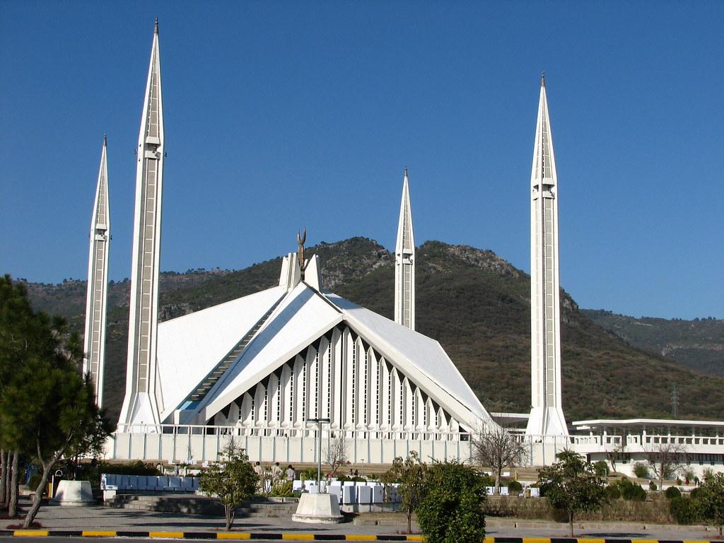 1024x768 Faisal Mosque شاه فيصل مسجد. The Shah Faisal Mosque in Isla