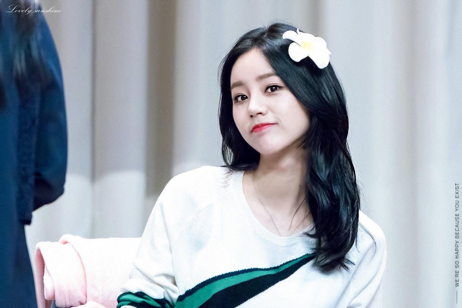 1500x1000 Hyeri WALLPAPERS #wallpaper #lockscreen