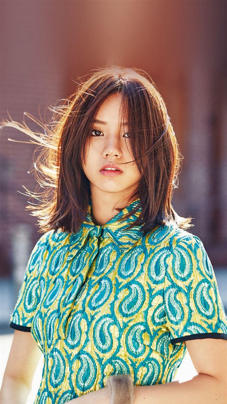 750x1334 Best Hyeri iPhone 8 HD Wallpaper