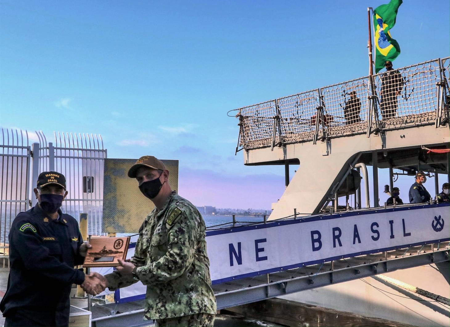 1460x1061 USS Spruance Welcomes Brazilian Training Ship to San Diego > Naval Surface Force, U.S. Pacific Fleet > News