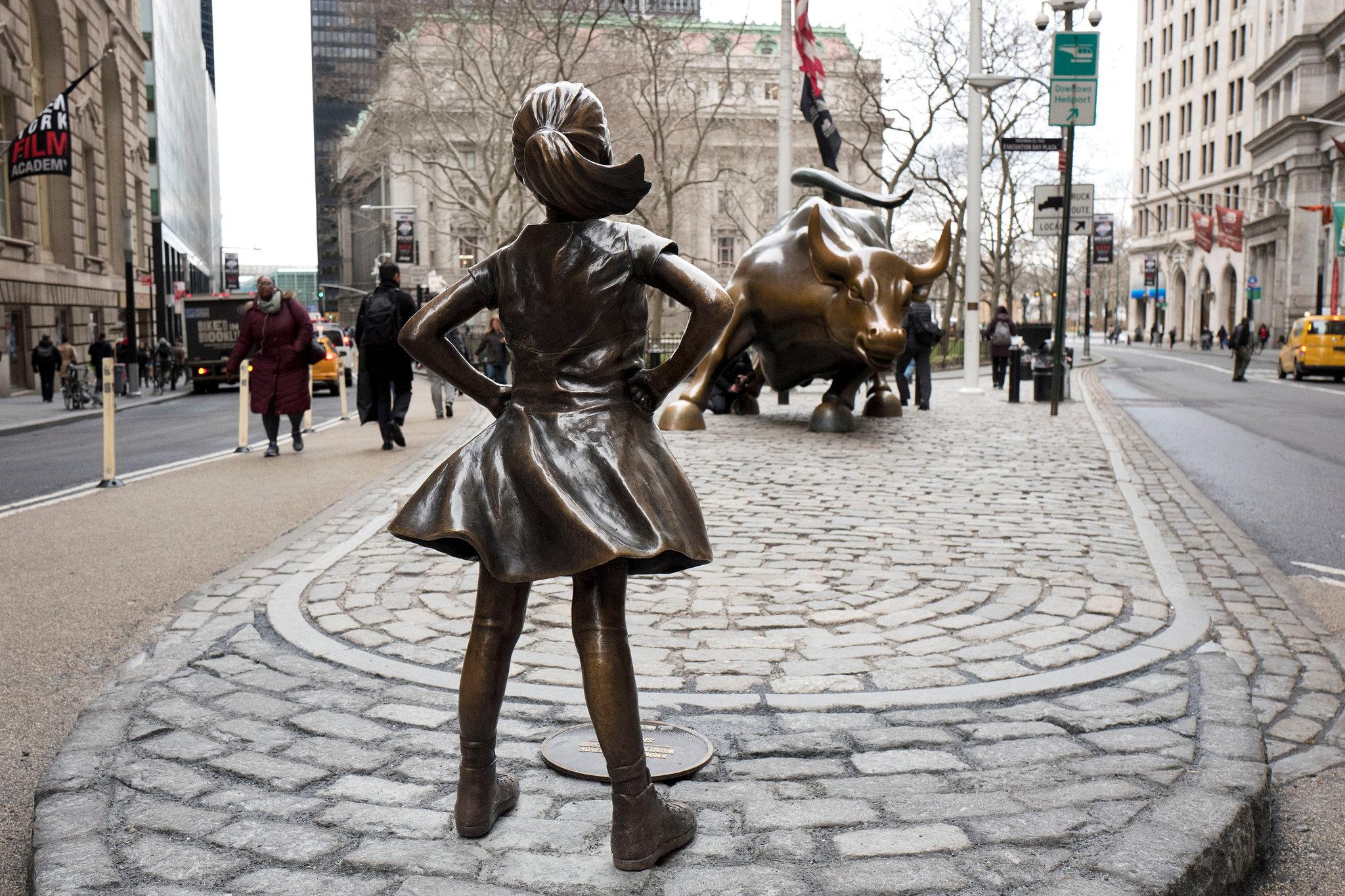 2048x1365 Wounded by 'Fearless Girl, ' Creator of 'Charging Bull' Wants Her to Move