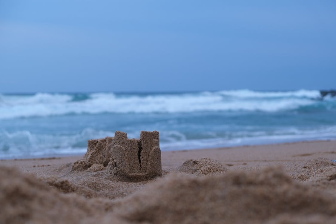 1125x750 Selective Focus Photograph of a Sand Castle at the Beach · Free
