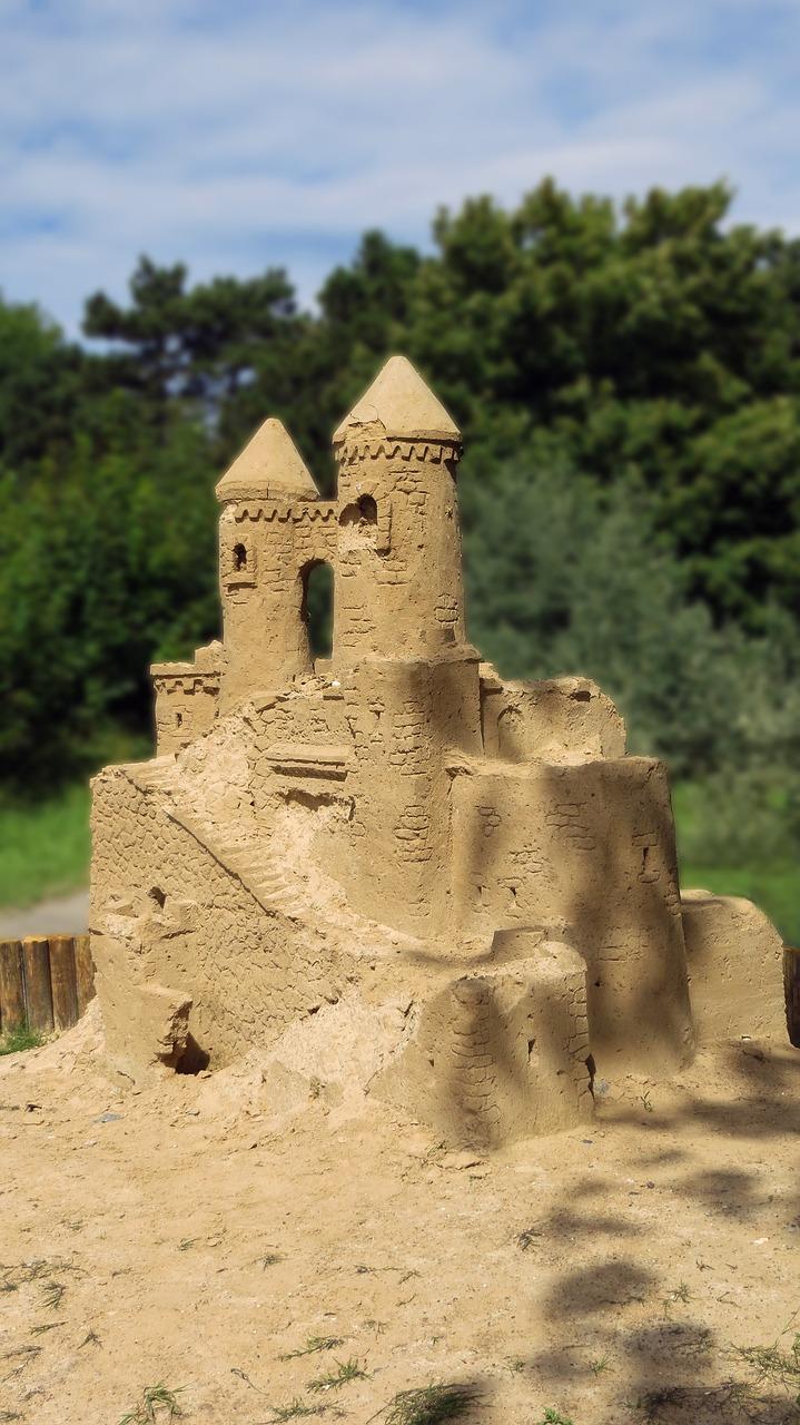 719x1280 Sand Castle Sculpture