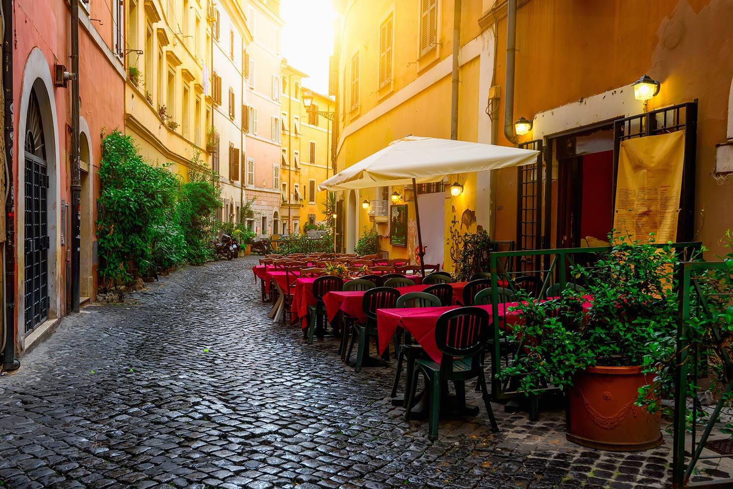 1500x1000 Download Cafe In Old Street Transtevere Rome Italy Wallpaper