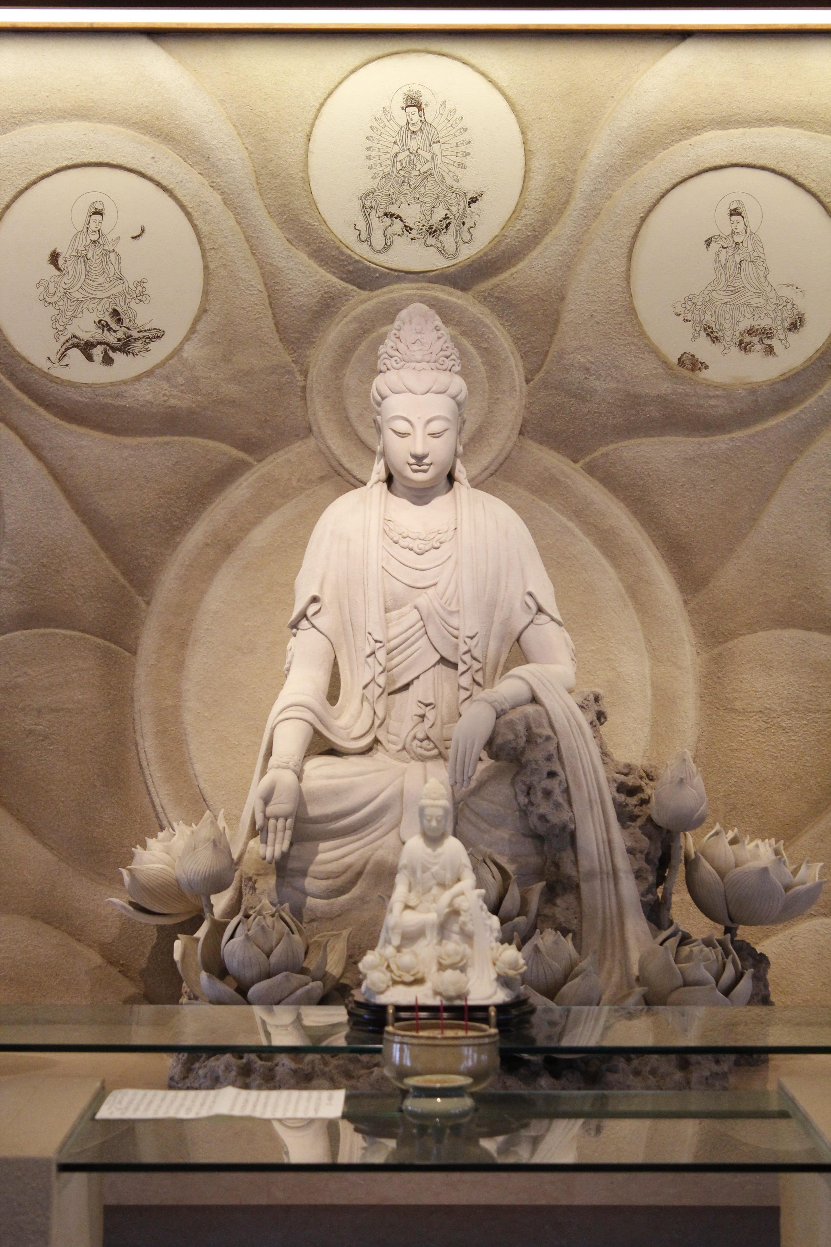 3456x5184 Wallpaper / Buddhism, building, history, craft, indoors, 5K, statue, human representation, art and craft, no people, creativity, Guanyin, architecture, male likeness free download