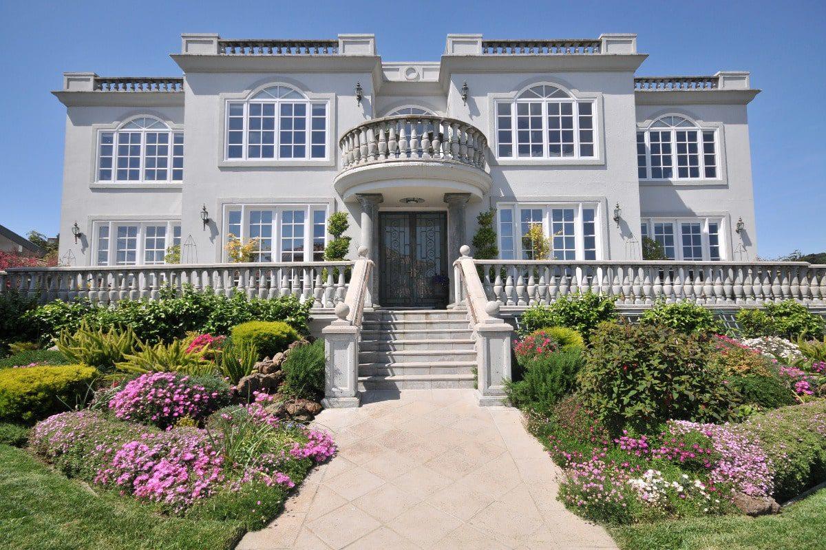 1200x799 What is a Mansion?.com Company Blog