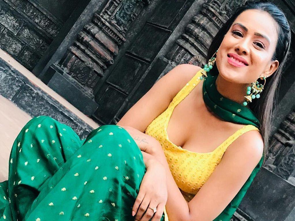 1024x768 Nia Sharma HQ Wallpaper. Nia Sharma Wallpaper
