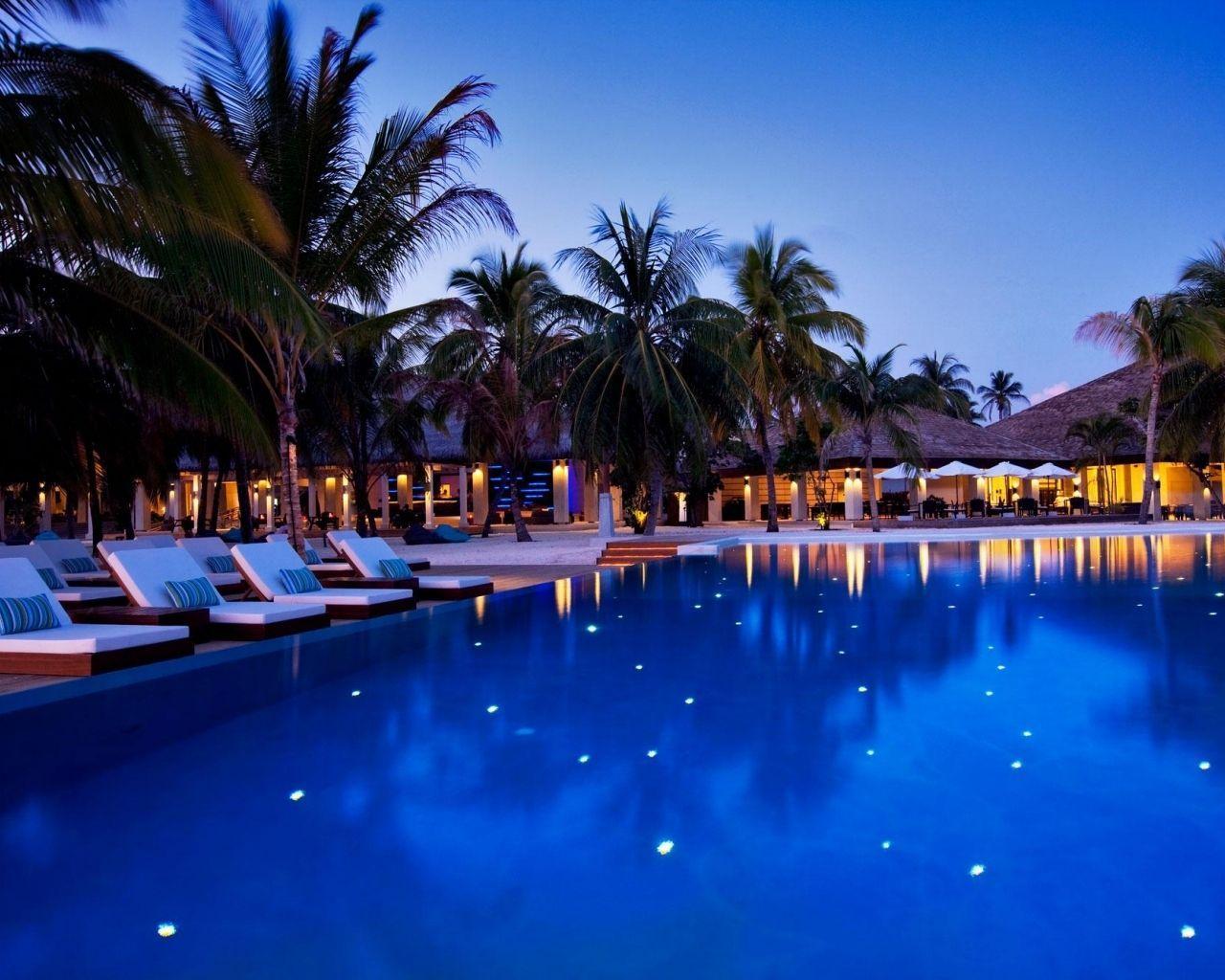 Poolside Wallpapers - Top Free Poolside Backgrounds - WallpaperAccess