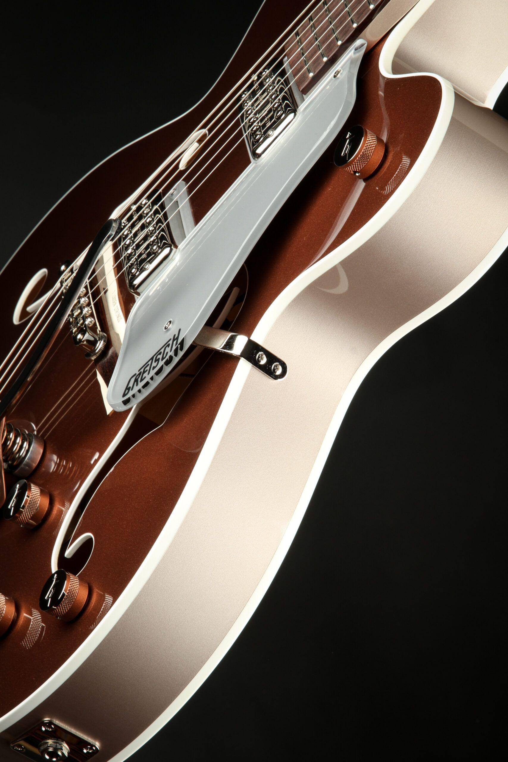 1707x2560 Eddie's Guitars