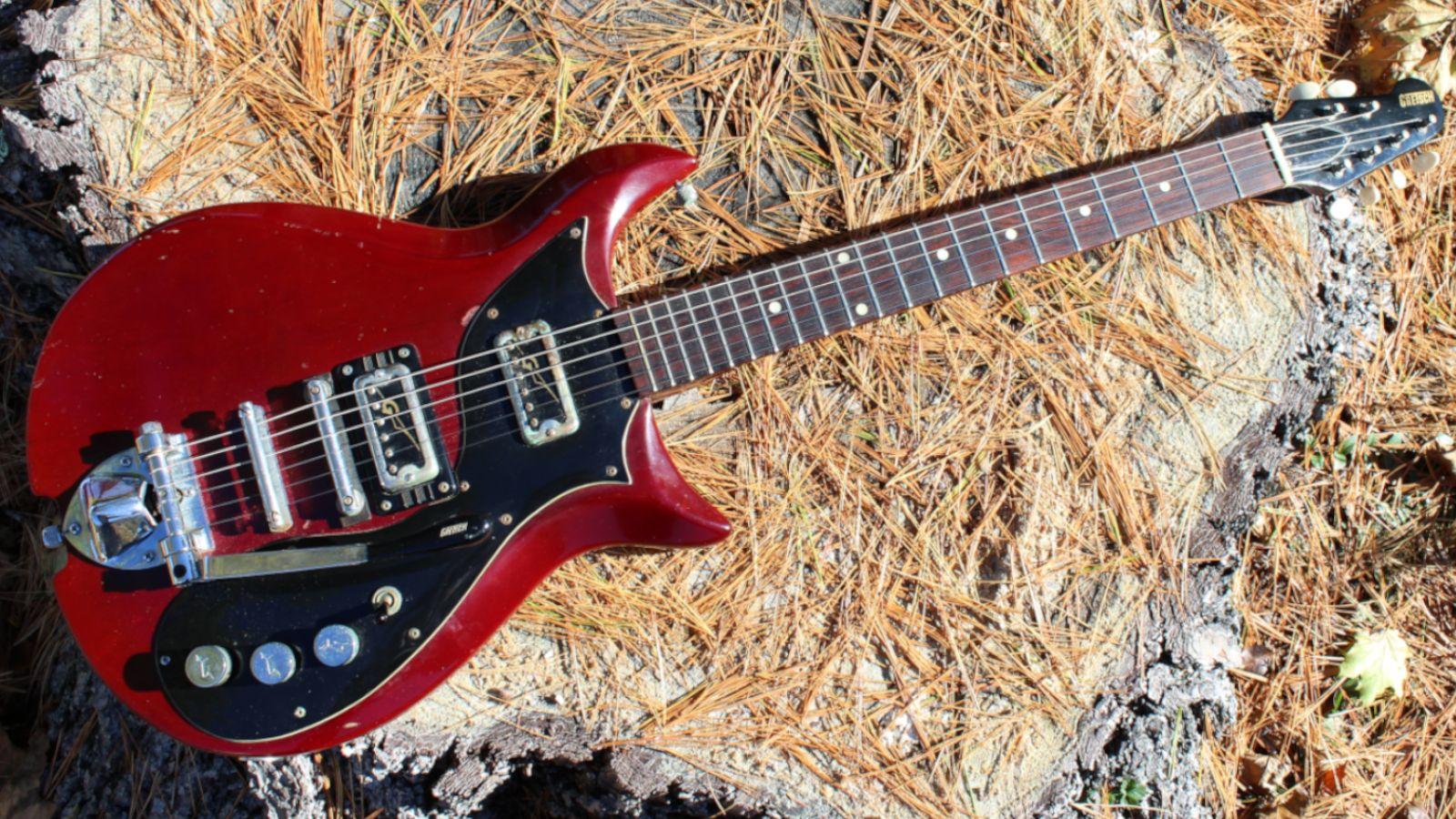 1600x900 Gretsch's First Solidbody Electric Guitar Brings Vintage Bling to Those on a Budget