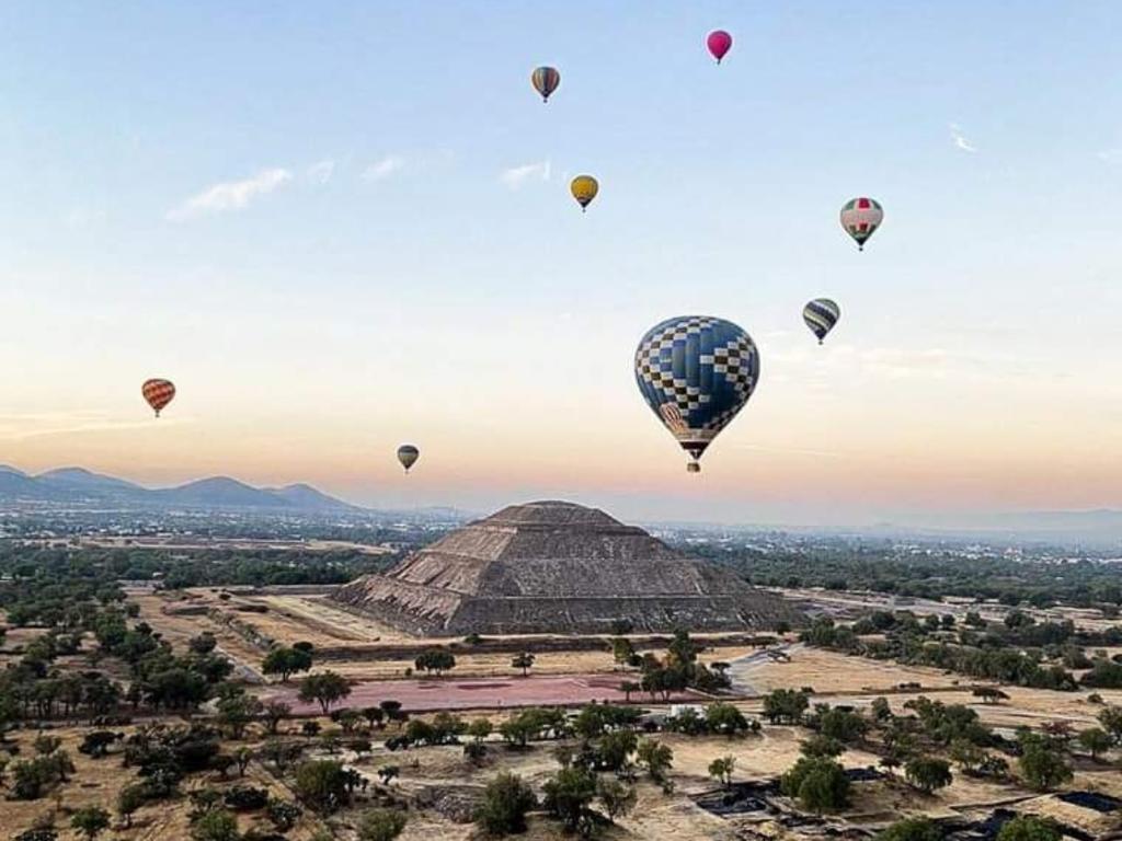 1024x768 San Juan Teotihuacán Wallpaper