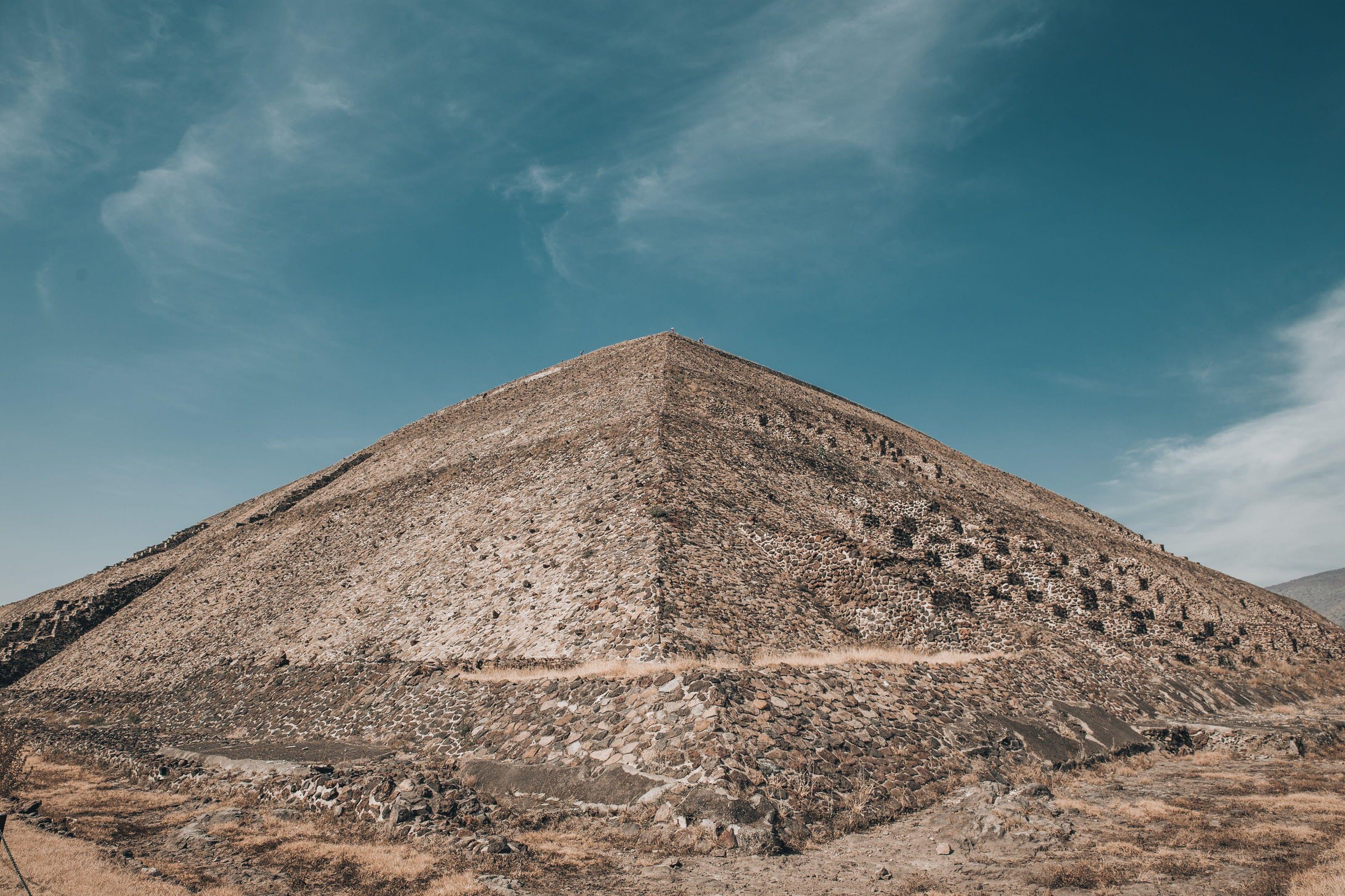 3200x2133 Wallpaper / travel, geometric shape, teotihuacan, historical, landscape, heritage, culture, old ruin, built structure, art, state, tour, sun, civilization, sacrifice free download