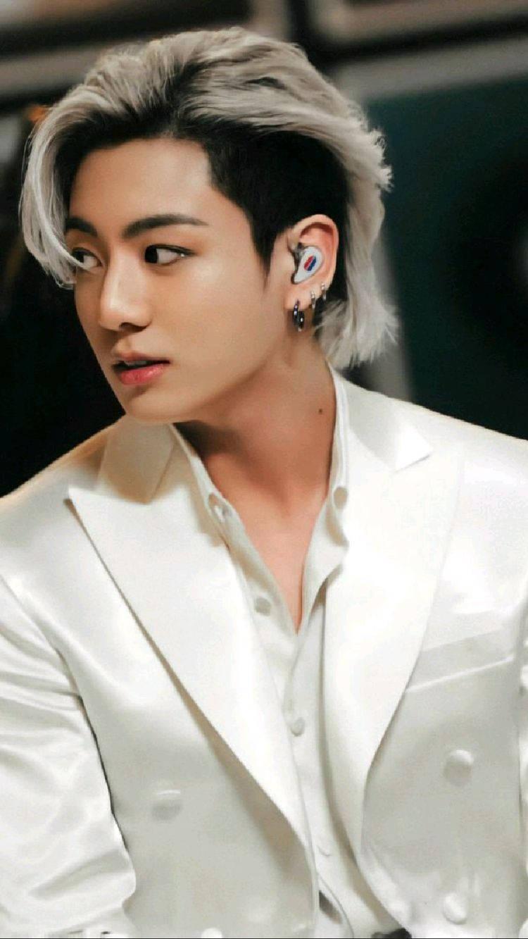 750x1333 Download BTS Jungkook Undercut Wallpaper