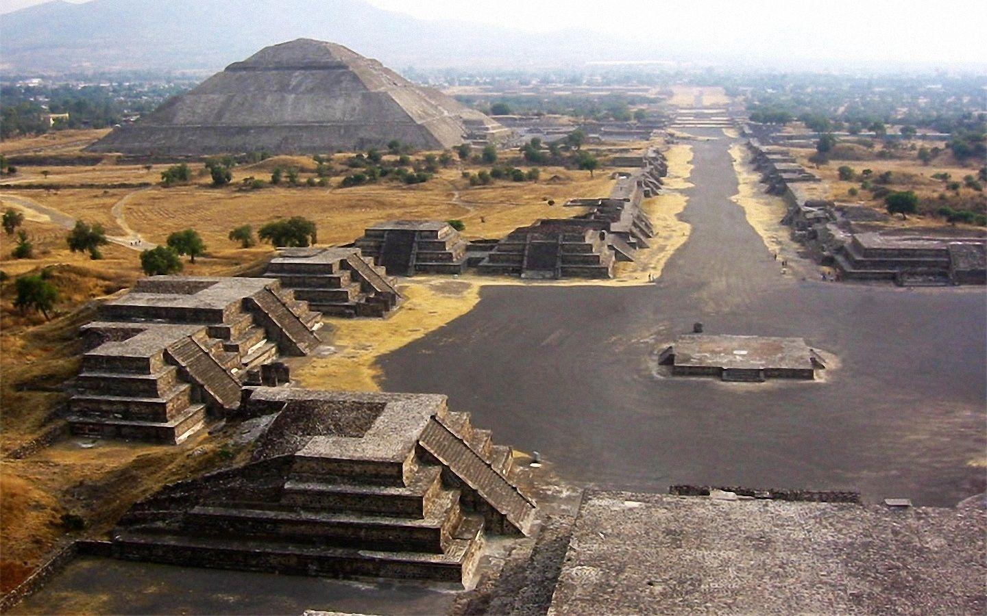 1440x900 Teotihuacan wallpaper. Teotihuacan