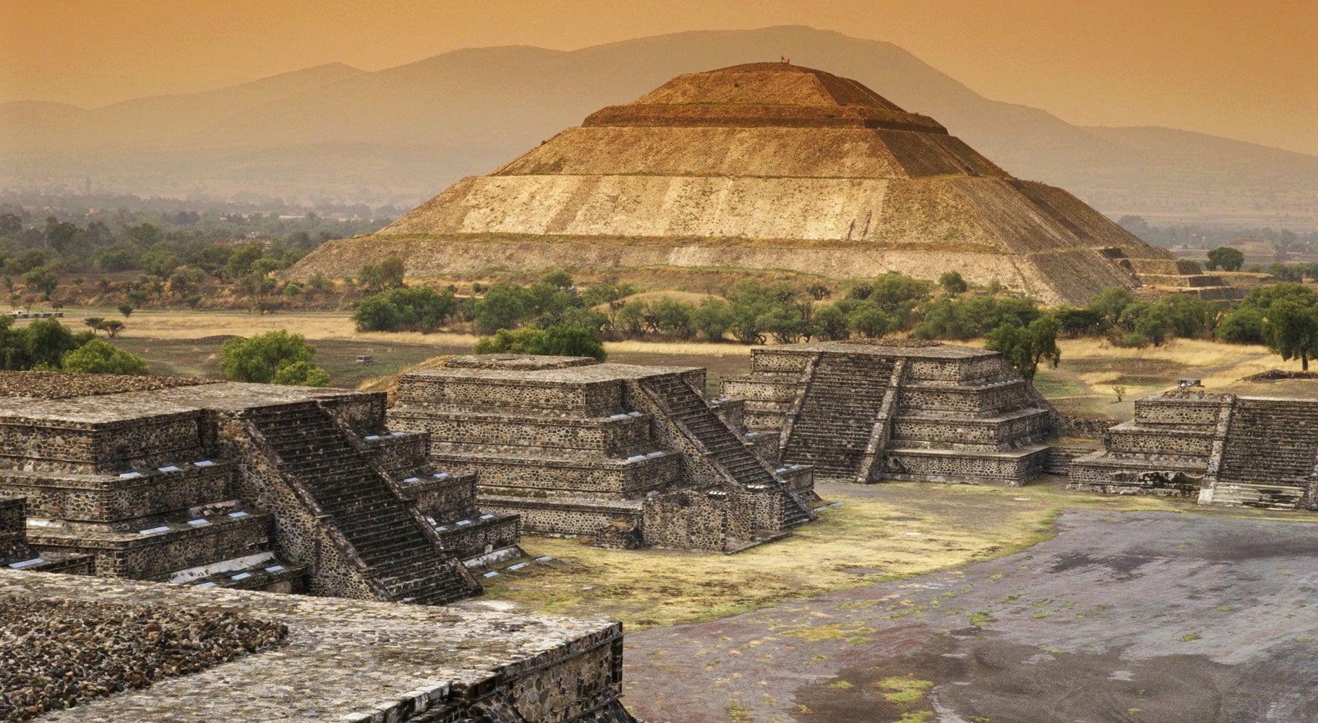 1920x1053 Pyramid Of The Sun, Teotihuacan, Mexico, sacrifice tower altars digital wallpaper Central America #Mexico #Mexi. Teotihuacan, Teotihuacan mexico, Mexico wallpaper