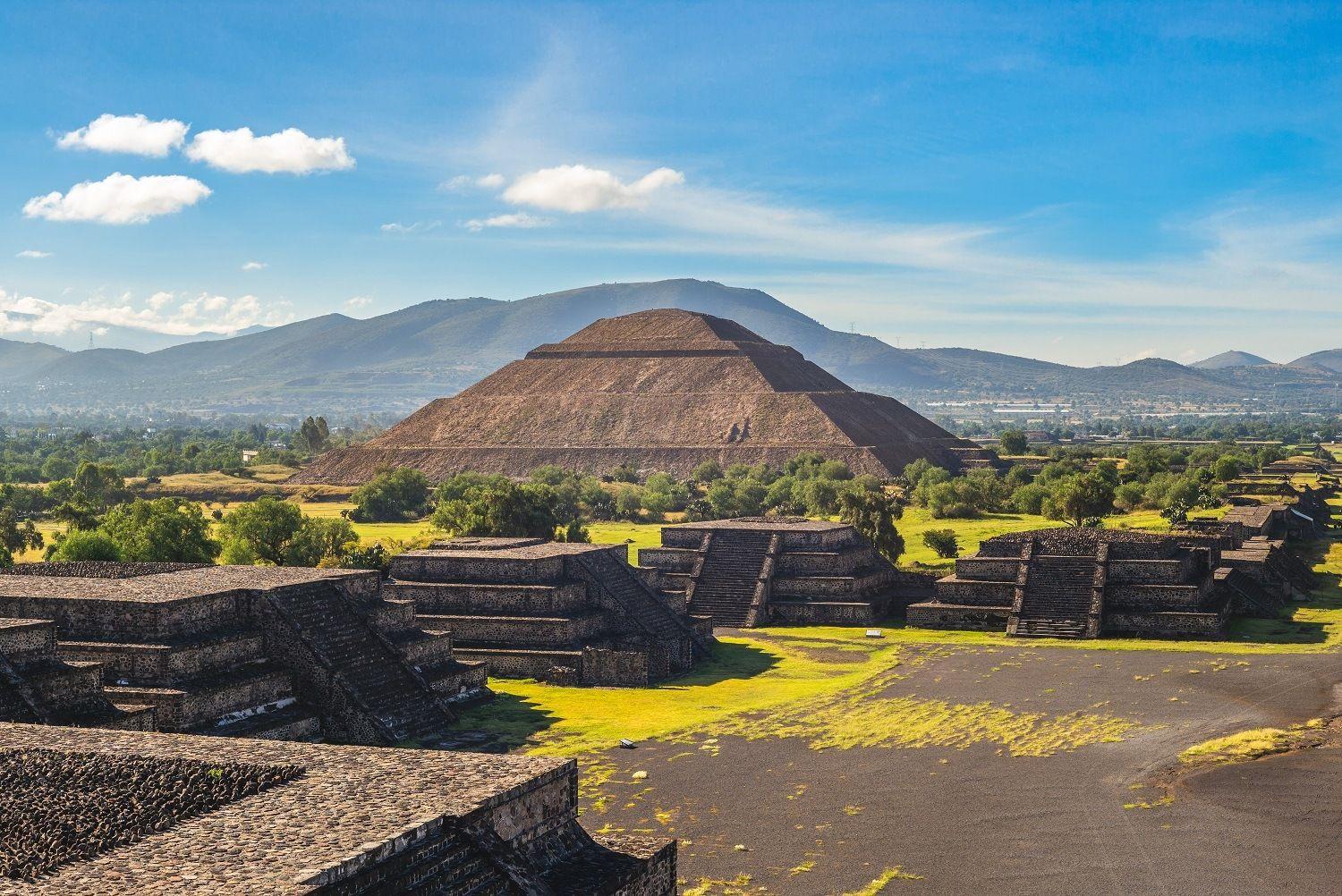 1500x1002 Visit the Pyramids of Teotihuacan, Visit Guadaloupe